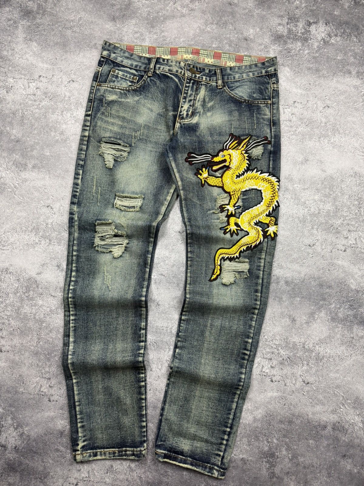 Japanese Brand Vintage Japanese Dragon Embroidered Distressed Jeans Pants Size US 36 / EU 52 - 4 Thumbnail