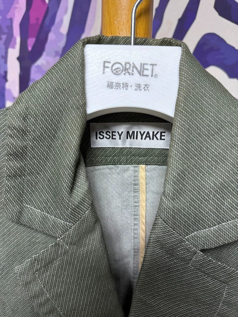 Issey Miyake Issey Miyake size:2 A grey-green color-blocked suit Size XS / US 0-2 / IT 36-38 - 2 Thumbnail