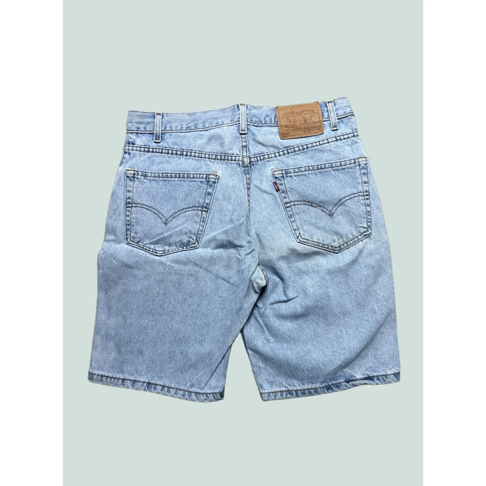 Levi's VINTAGE Levi’s 550 Jeans Shorts Jorts Regular Fit Light Wash 90s Y2K Skater 32 Mens Jeans Shorts Blue Denim Size US 32 / EU 48 - 1 Thumbnail