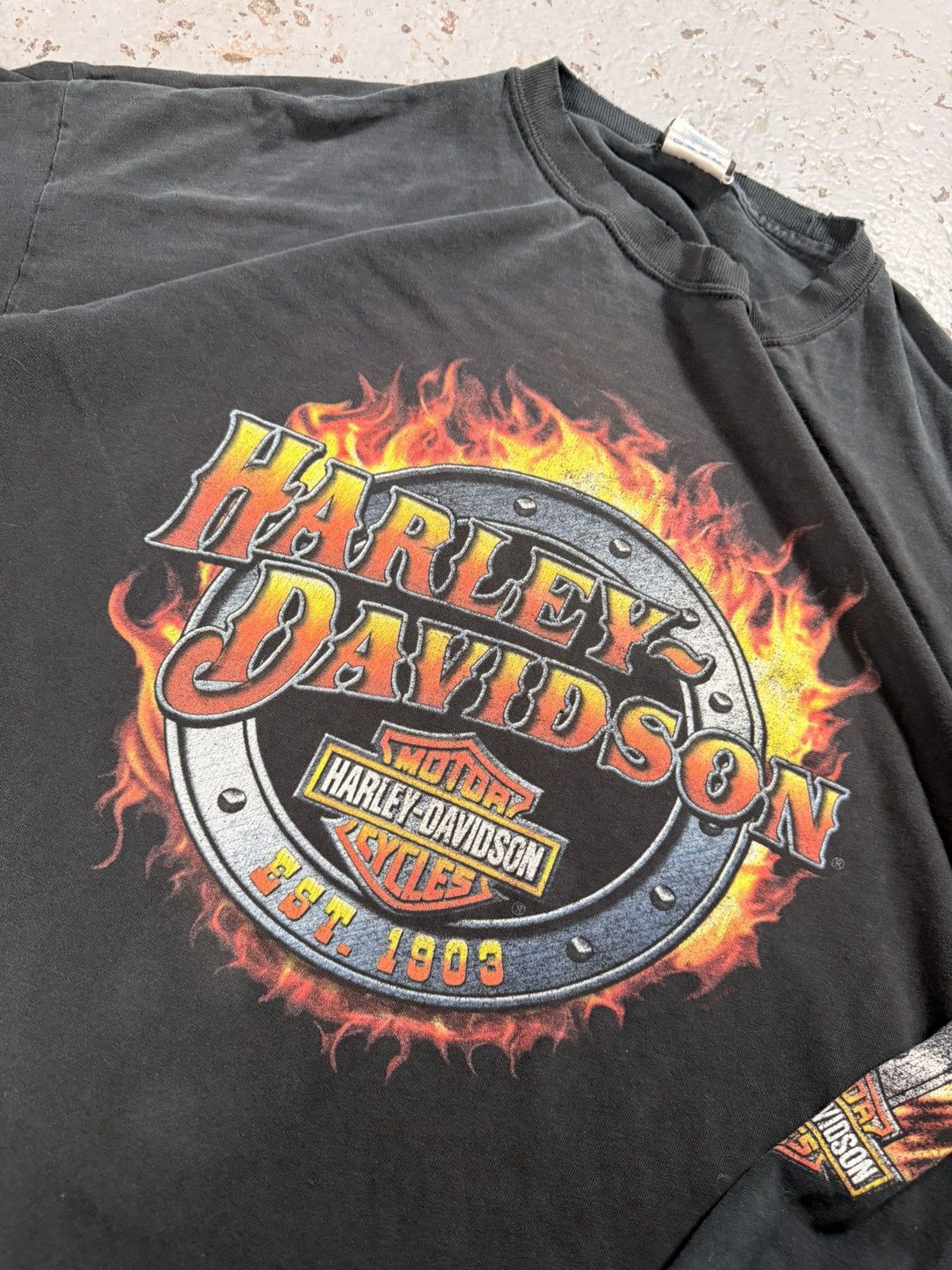 Harley Davidson Vintage Flaming Harley Davidson Longsleeve flames Tee Size US XXL / EU 58 / 5 - 2 Thumbnail