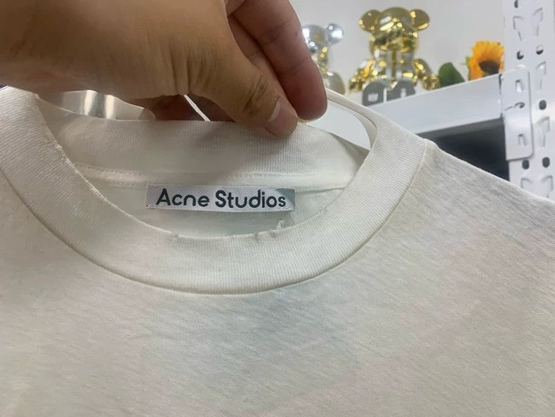 Acne Studios Acne Studios Aged printed round-neck long-sleeved top Size US S / EU 44-46 / 1 - 3 Thumbnail