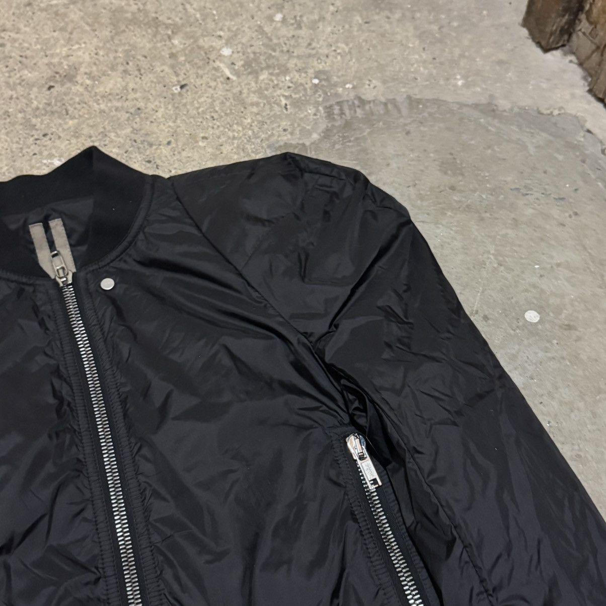 Rick Owens F/W 2022 Rick owens drkshdw padded shoulders bomber jacket Size US S / EU 44-46 / 1 - 4 Thumbnail