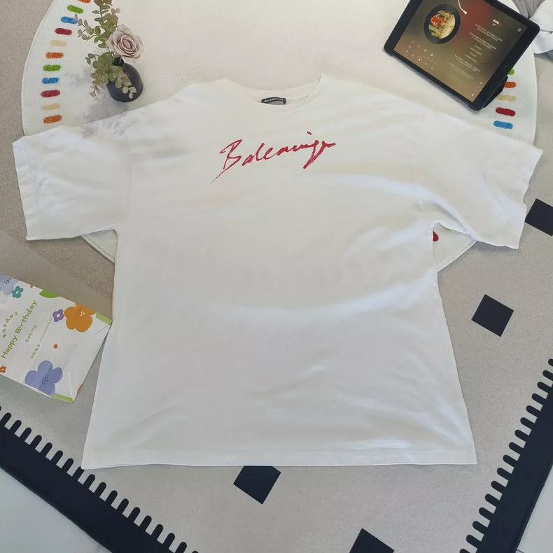 Balenciaga Balenciaga White Round Neck Short Sleeve with Red Letter C Size US M / EU 48-50 / 2 - 1 Thumbnail