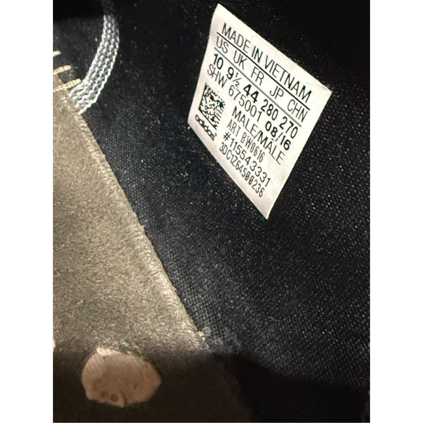 Adidas Size 10 - adidas NMD_R1 Charcoal Wool running athletic sneak Size US 10 / EU 43 - 8 Thumbnail