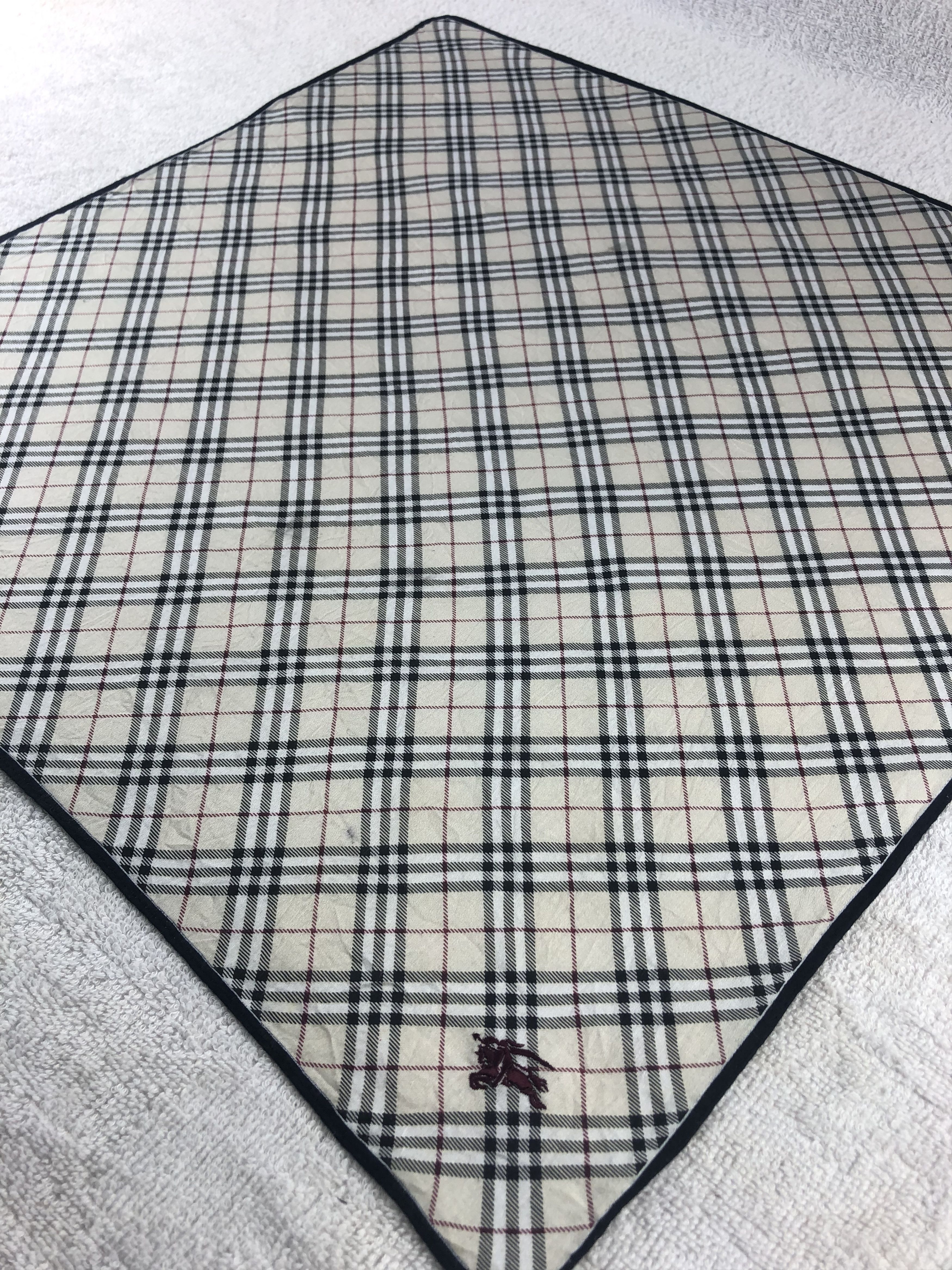 Burberry Burberry Handkerchief / Bandana / Neckerchief Size ONE SIZE - 4 Thumbnail