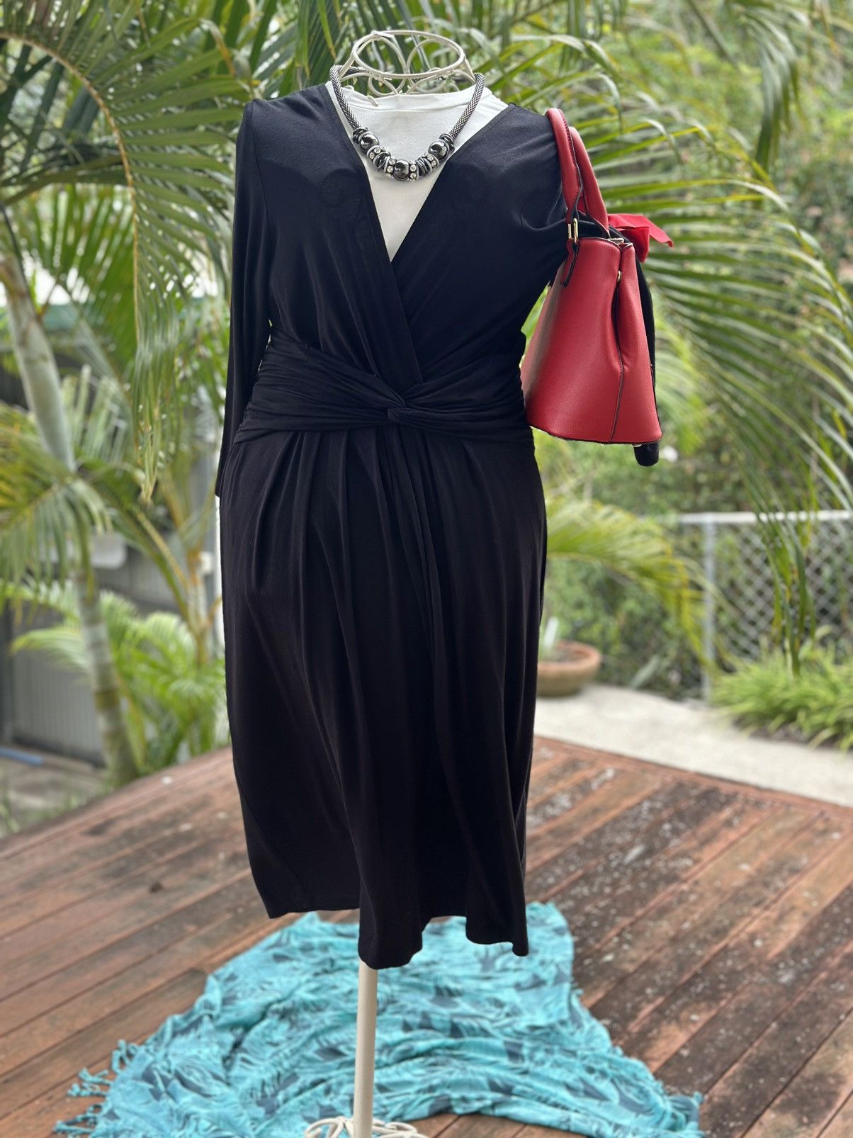 V/age-Grace Hill Ezibuy-Blk Midi Dress-10-V Neck-Long Sleeve