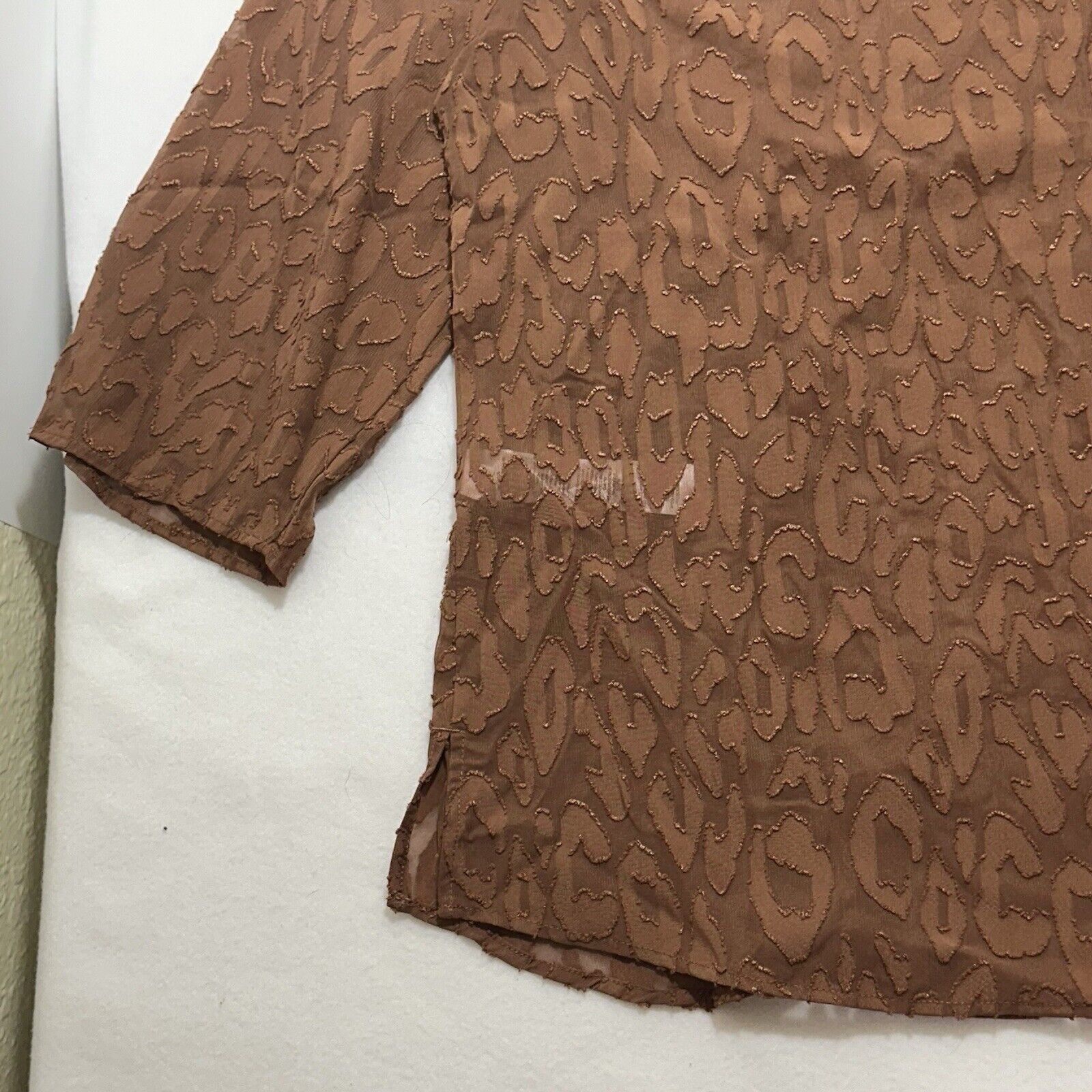 Chicos Chicos Large Brown Animal Print 3/4 Sleeve Sheer Blouse Size L / US 10 / IT 46 - 15 Thumbnail