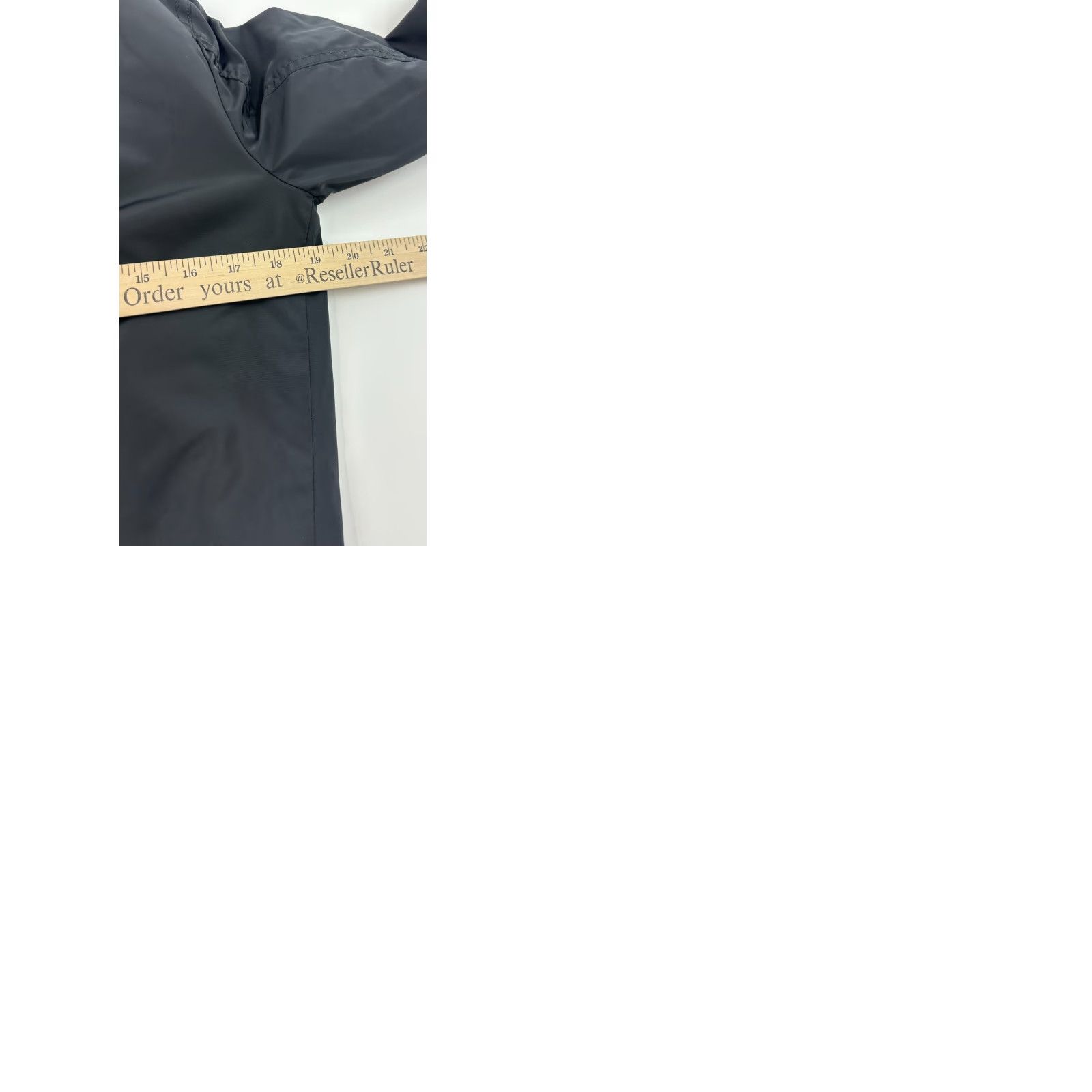 Levi's Levi’s Jacket Womens Small Black Bomber Jacket Full Zip Polyester Stretch Regular Fit Long Sleeve Casual Fall Winter Mens Womens? Size S / US 4 / IT 40 - 9 Thumbnail