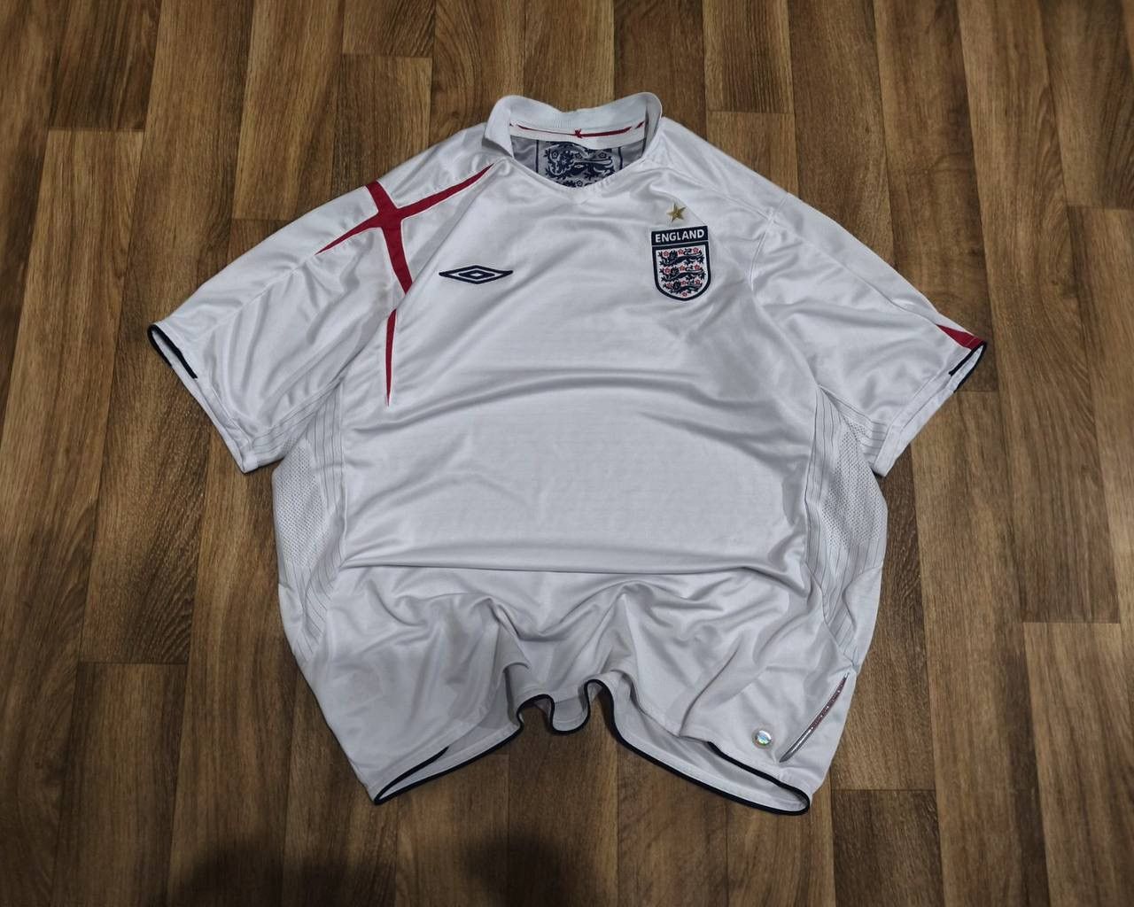Umbro Vintage Umbro England National Football Team Jersey 2004 Size US L / EU 52-54 / 3 - 1 Thumbnail