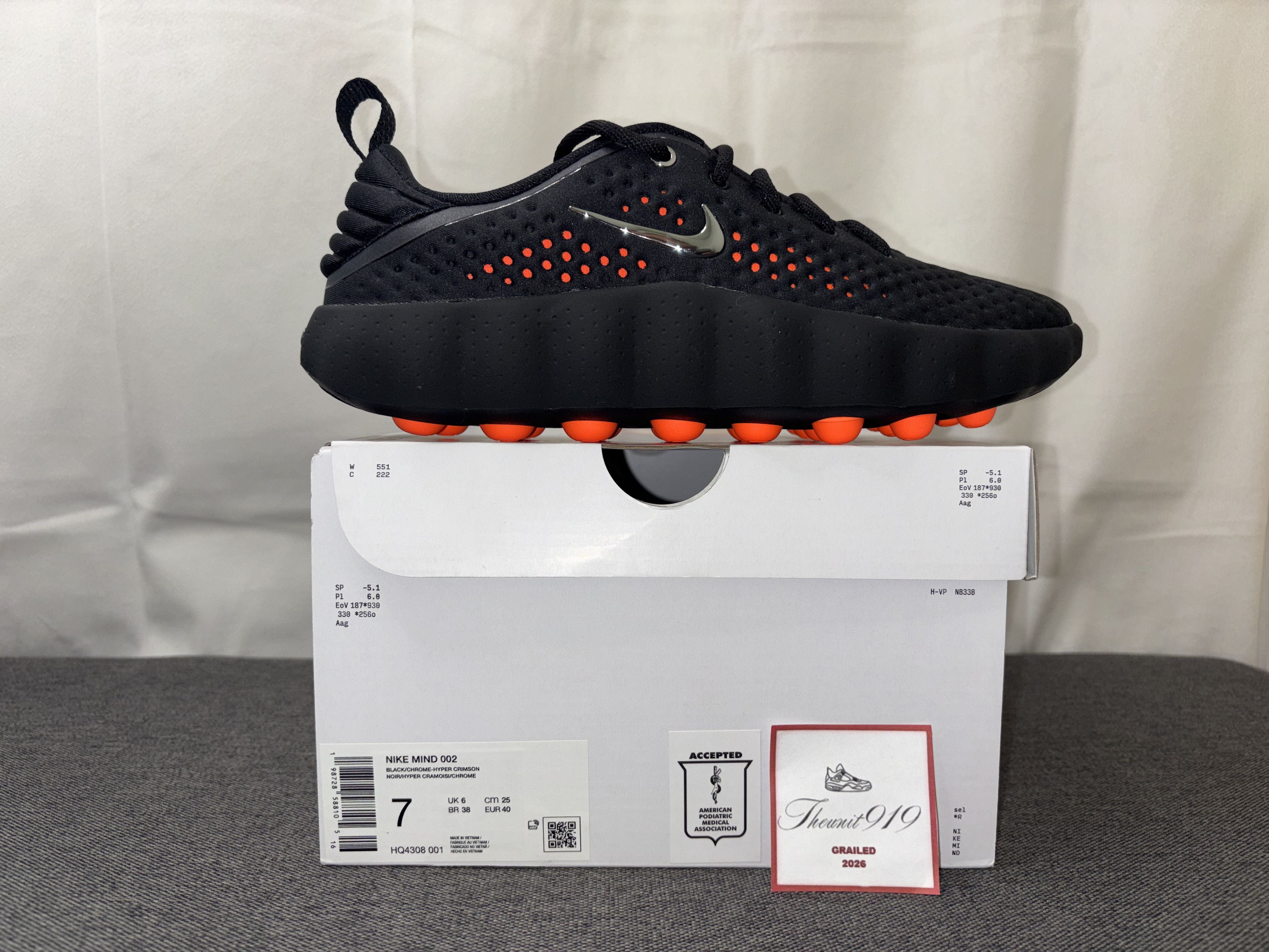 Nike Mind 002 Black Hyper Crimson (2026) Men