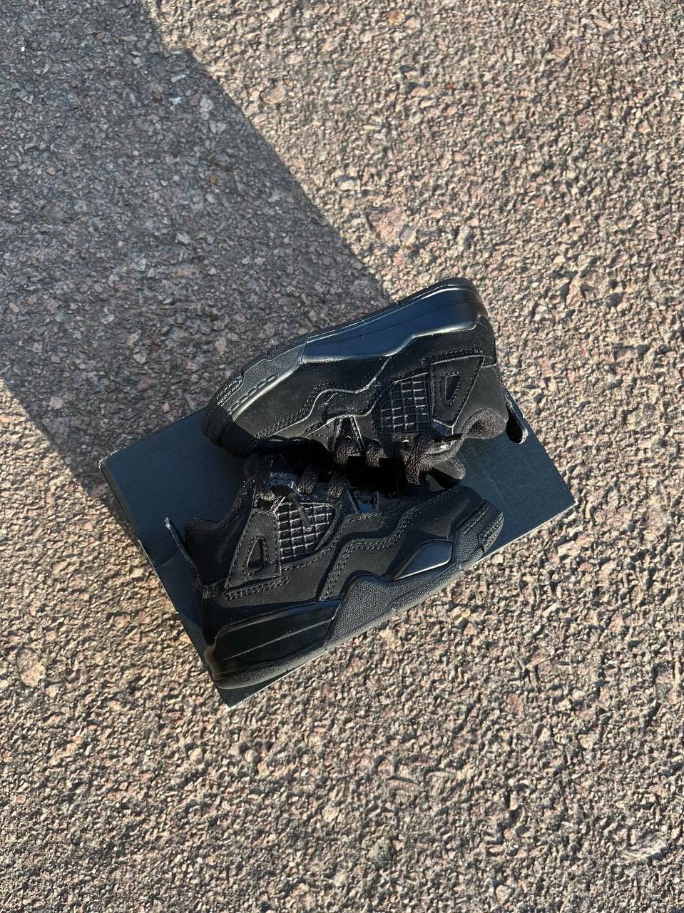 Nike Nike Air Jordan 4 Retro Black Cat Kid's (TD) Size US 5 / EU 37 - 13 Thumbnail