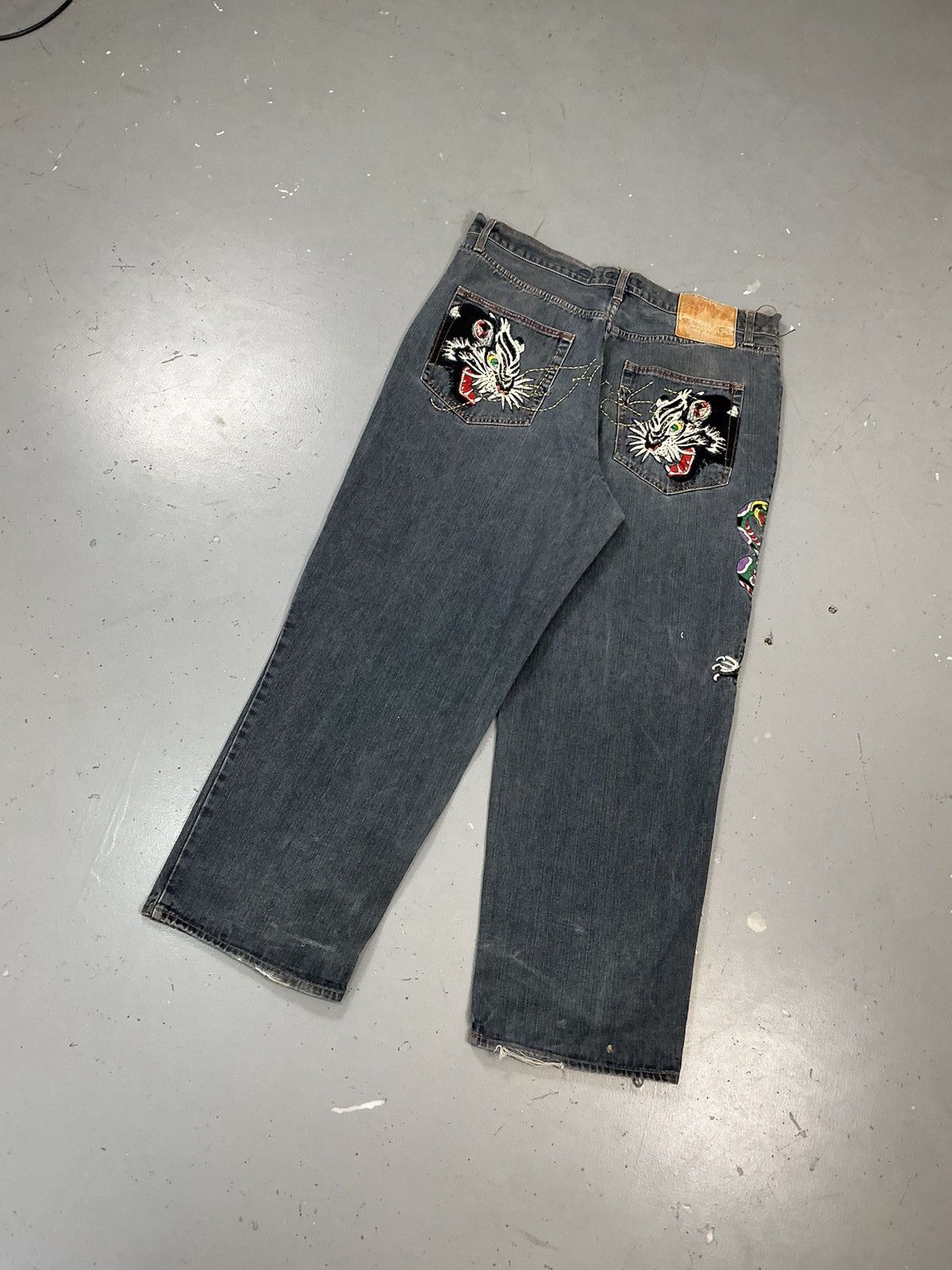 Ed Hardy × Vintage Vintage Edhardy crazy skull embroidered baggy denim Size US 42 / EU 58 - 10 Thumbnail