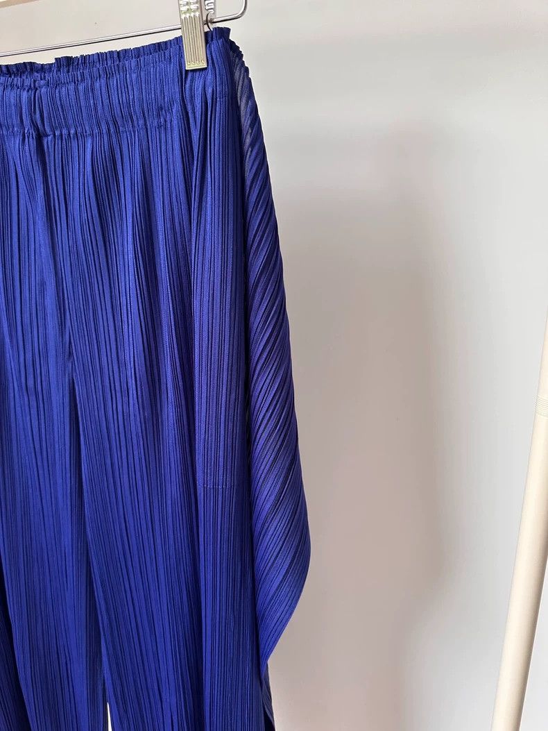 Issey Miyake Issey Miyake size:2 Navy blue pleated kelp pants Size 31" - 4 Thumbnail