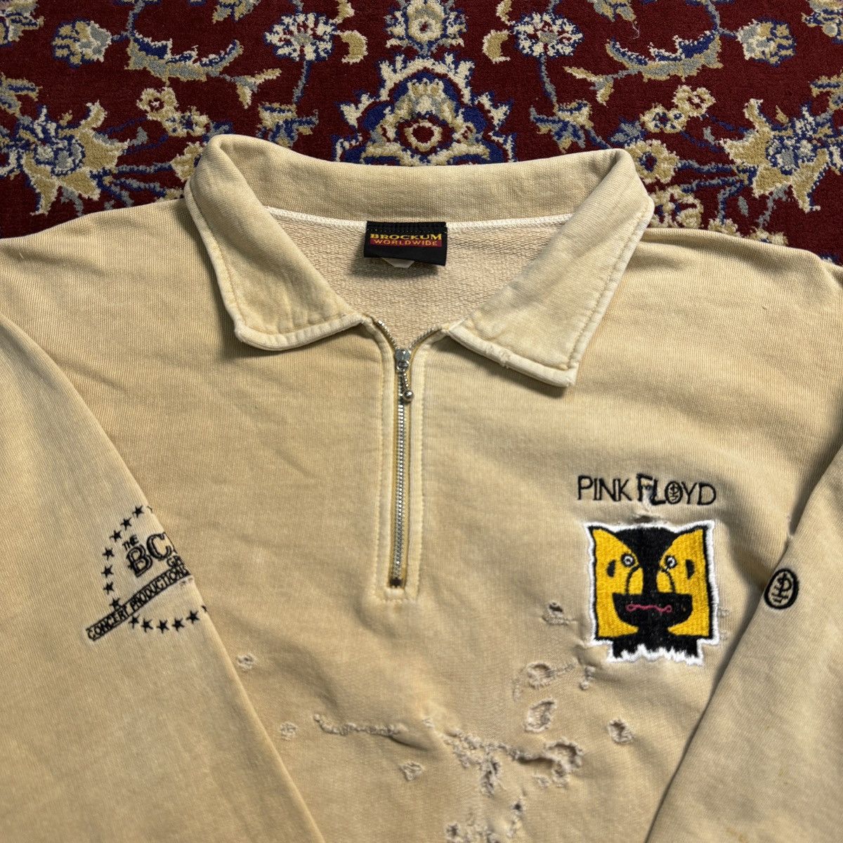 Band Tees 1994 Pink Floyd The Division Bell Half-zip 90s distressed Size US XL / EU 56 / 4 - 1 Thumbnail
