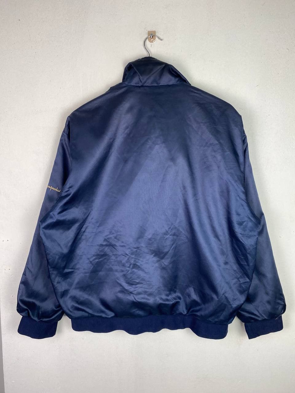 Champion vintage champion bomber jacket nice design Size US L / EU 52-54 / 3 - 8 Thumbnail