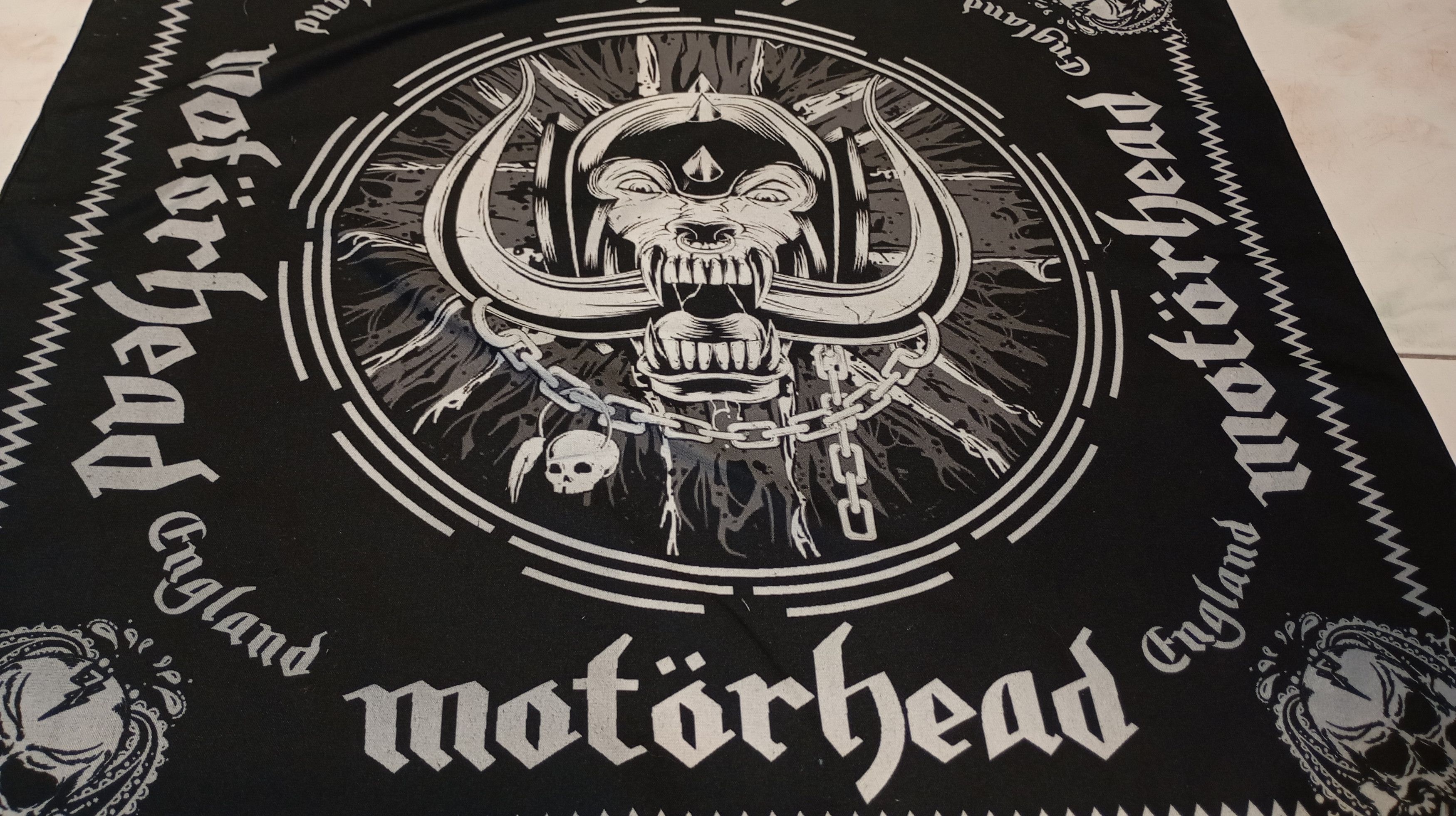 Band Tees Skulls Bandana Handkerchief Motor head Size ONE SIZE - 4 Thumbnail