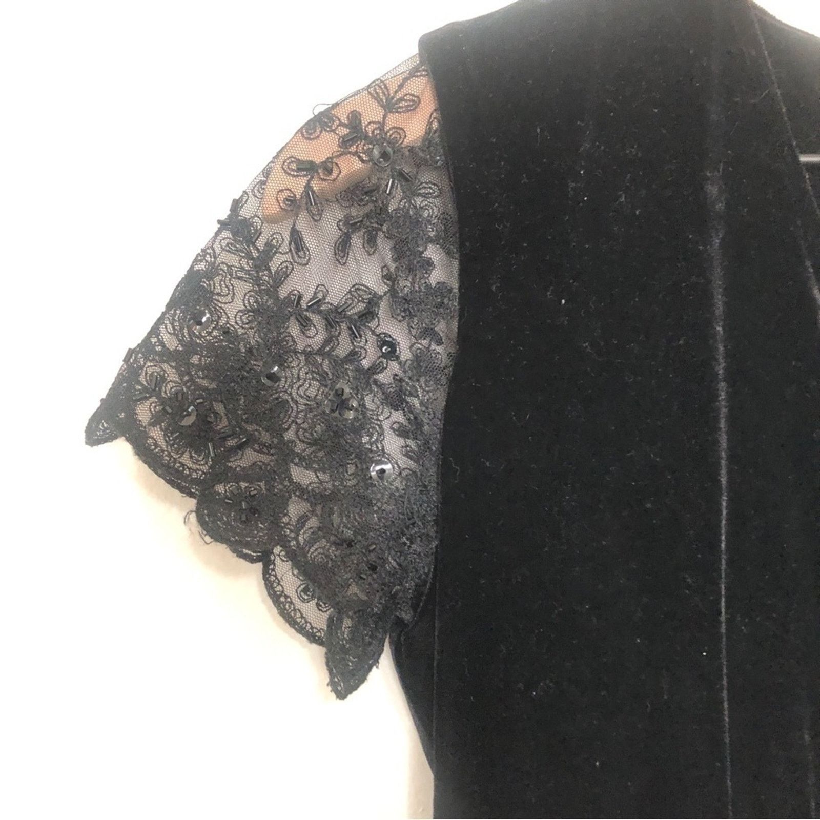 Other Vintage Robbie Bee Black Velvet Beaded Short Sleeve Dress Size M / US 6-8 / IT 42-44 - 4 Thumbnail
