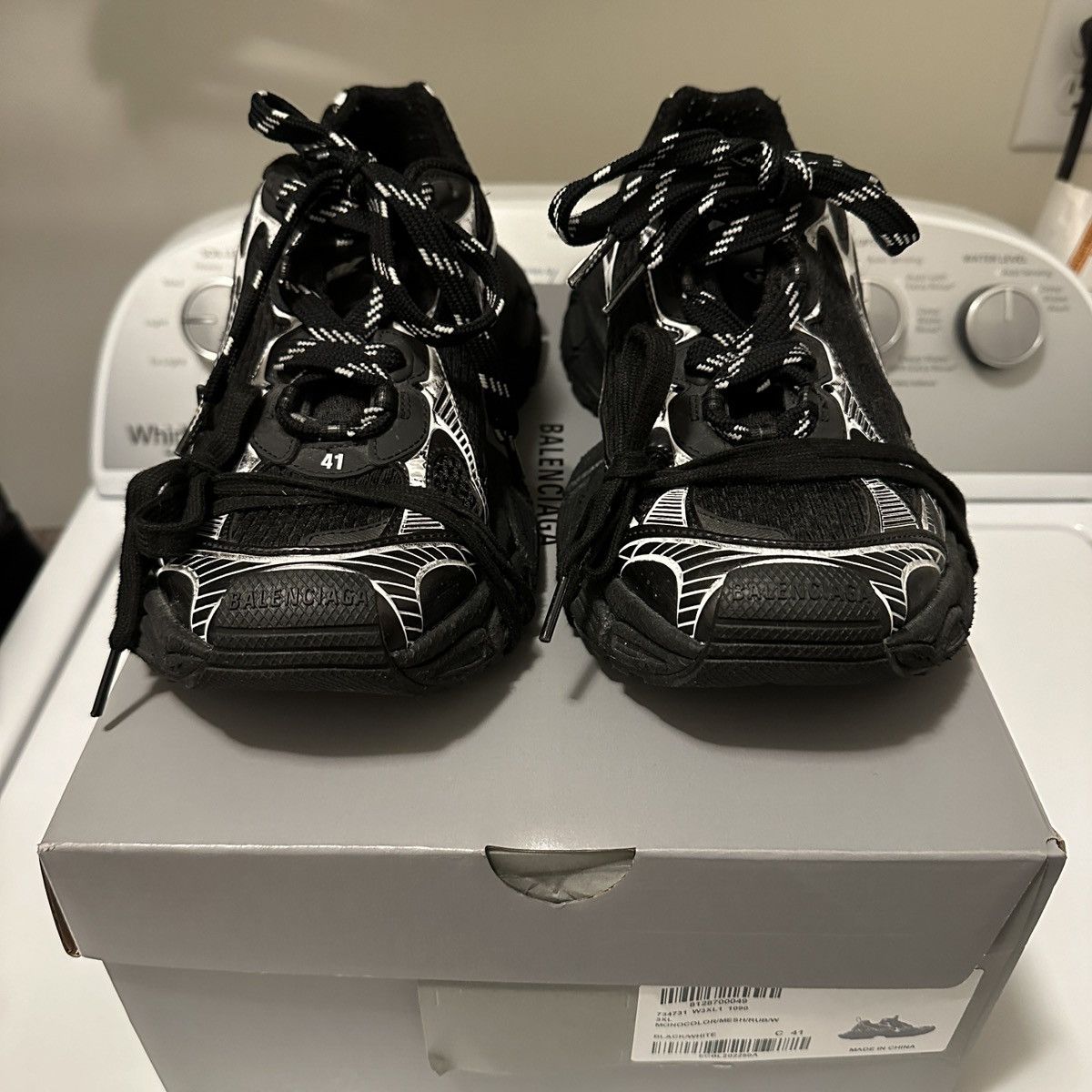 Balenciaga 3XL BLACK Size US 8 / EU 41 - 2 Thumbnail