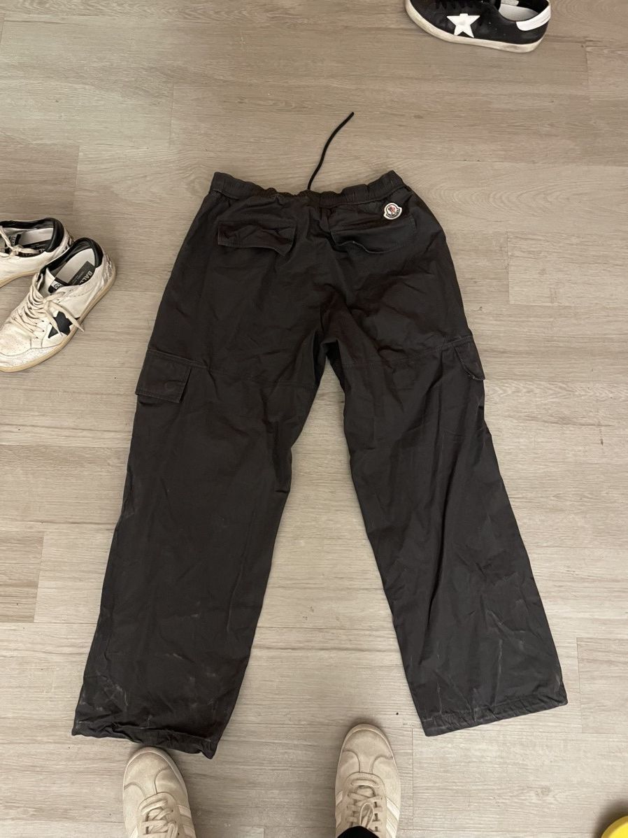 Moncler Moncler cargos Size US 32 / EU 48 - 1 Thumbnail