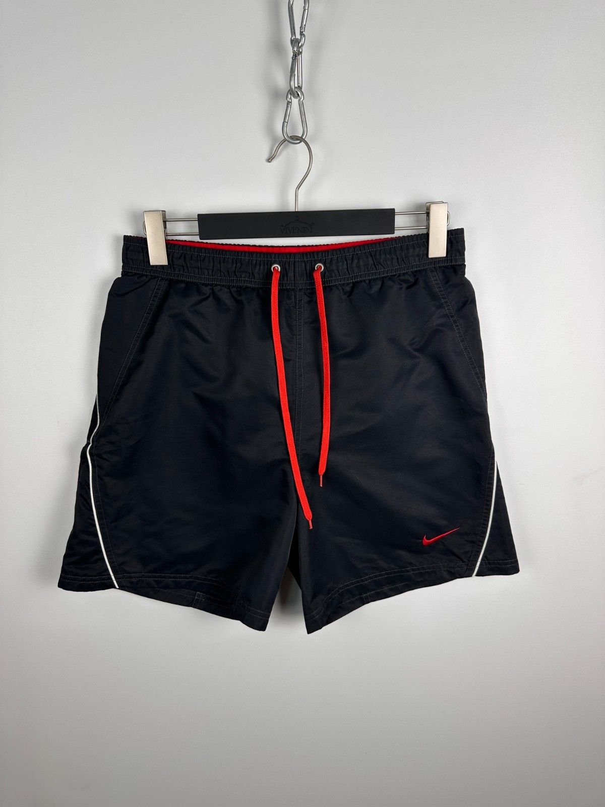 Nike Vintage Nike Shox Shorts Black Red Mens Size M Size US 34 / EU 50 - 2 Thumbnail