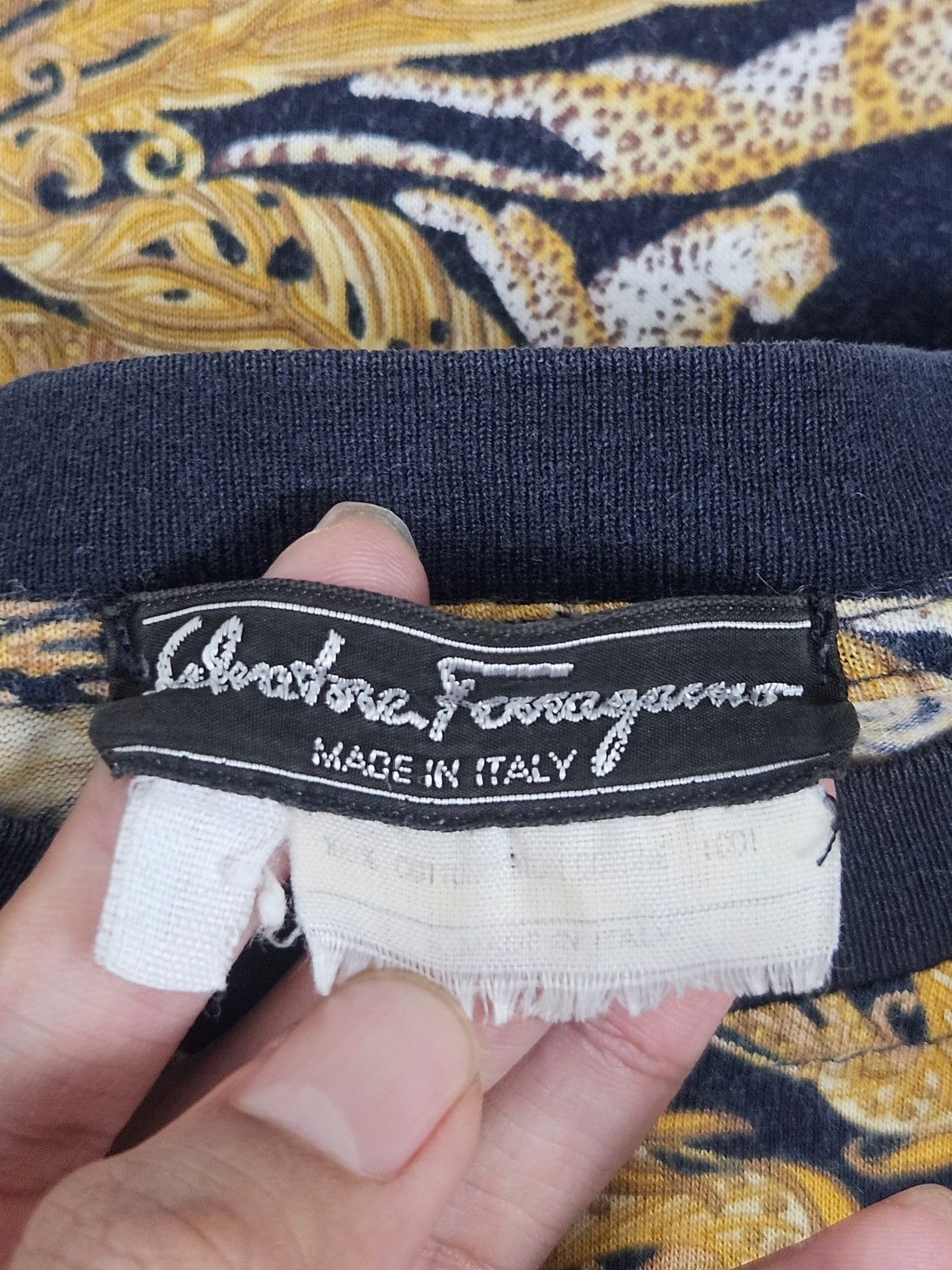 Salvatore Ferragamo Salvatore Ferragamo Leopard Print full print shirt Size US L / EU 52-54 / 3 - 4 Thumbnail