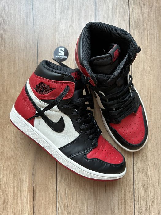 Aj1 bred hot sale toe 2018