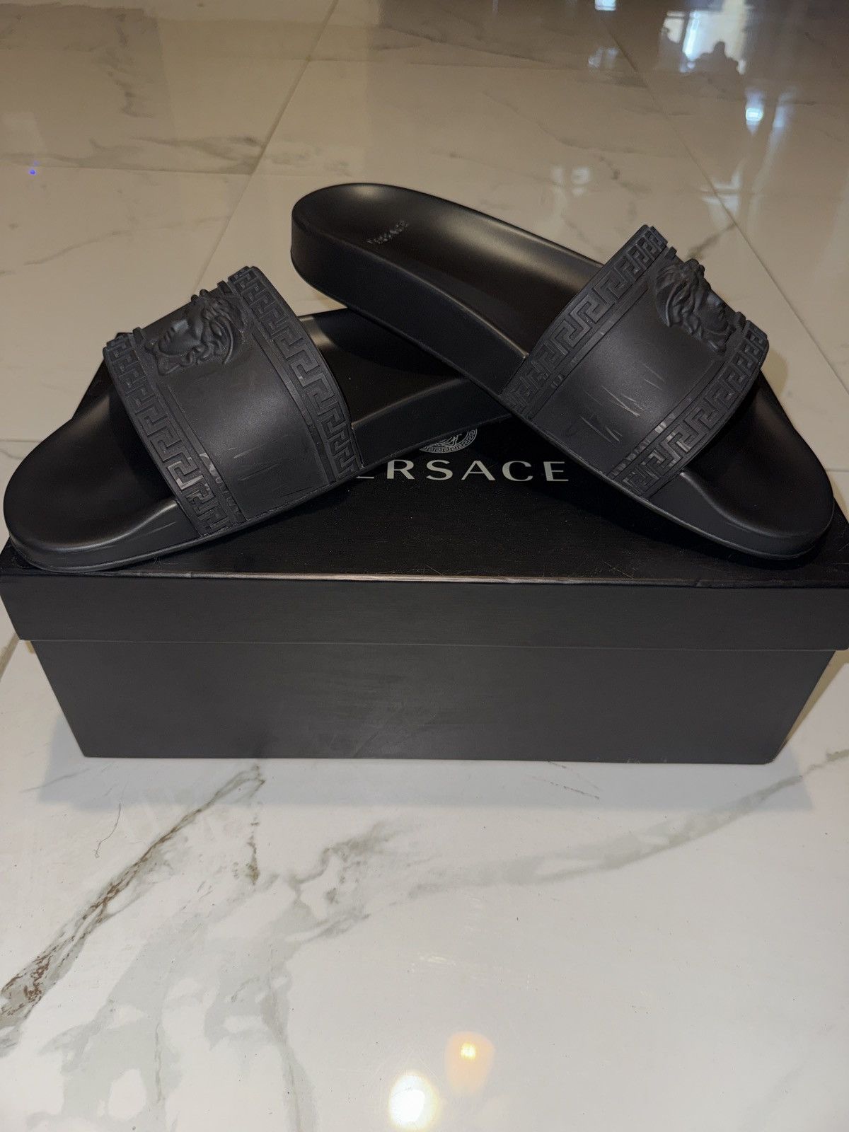 Versace VERSACE Men's Black La Medusa Logo Palazzo Pool Slides Size US 11 / EU 44 - 4 Thumbnail