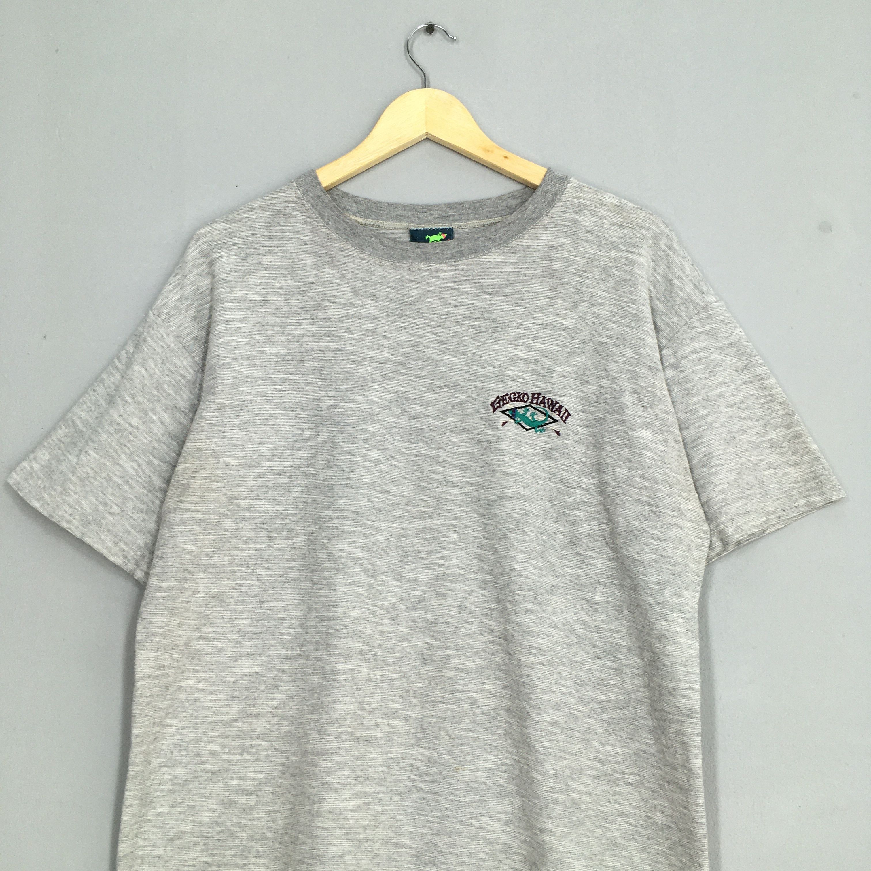 Lightning Bolt Vintage 90's Gecko Hawaii Beach Wear Lizard Tshirt Large Size US L / EU 52-54 / 3 - 2 Thumbnail