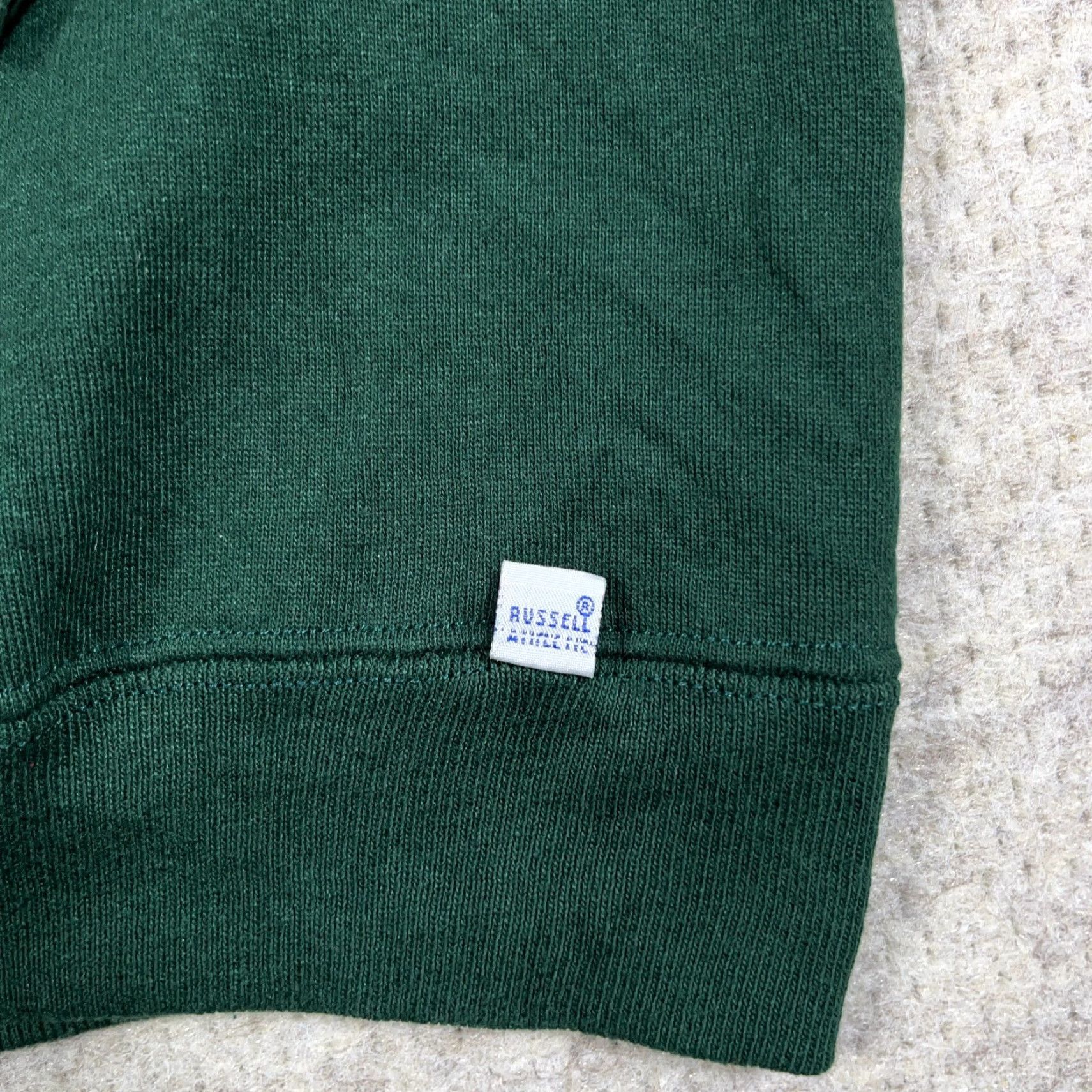 Russell Athletic VINTAGE Russell Sweatshirt Men XL Green Crewneck Pullover Size US XL / EU 56 / 4 - 4 Thumbnail