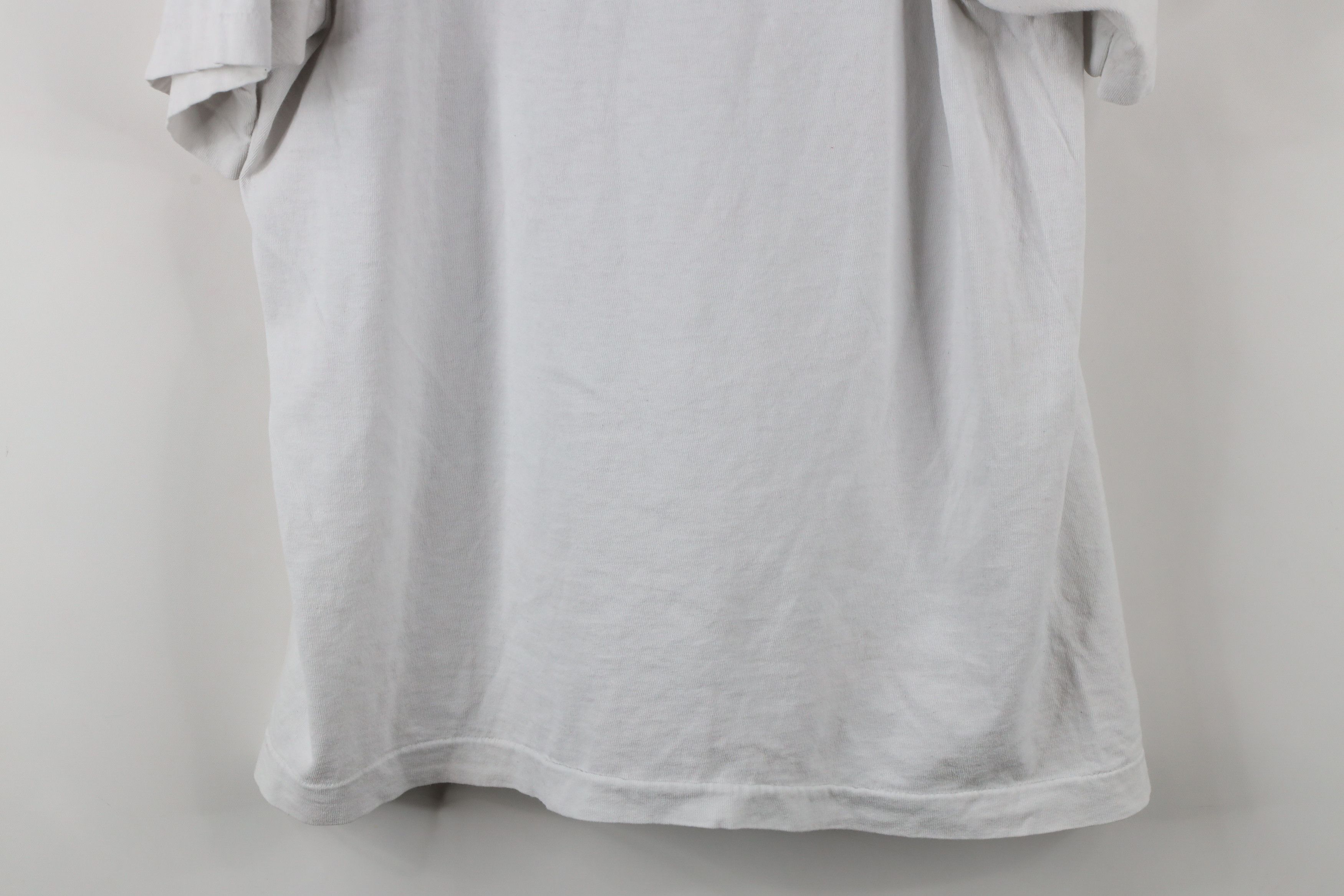 Vintage Vintage 90s Spell Elvis Presley Postage Stamp T-Shirt USA Size US L / EU 52-54 / 3 - 13 Thumbnail