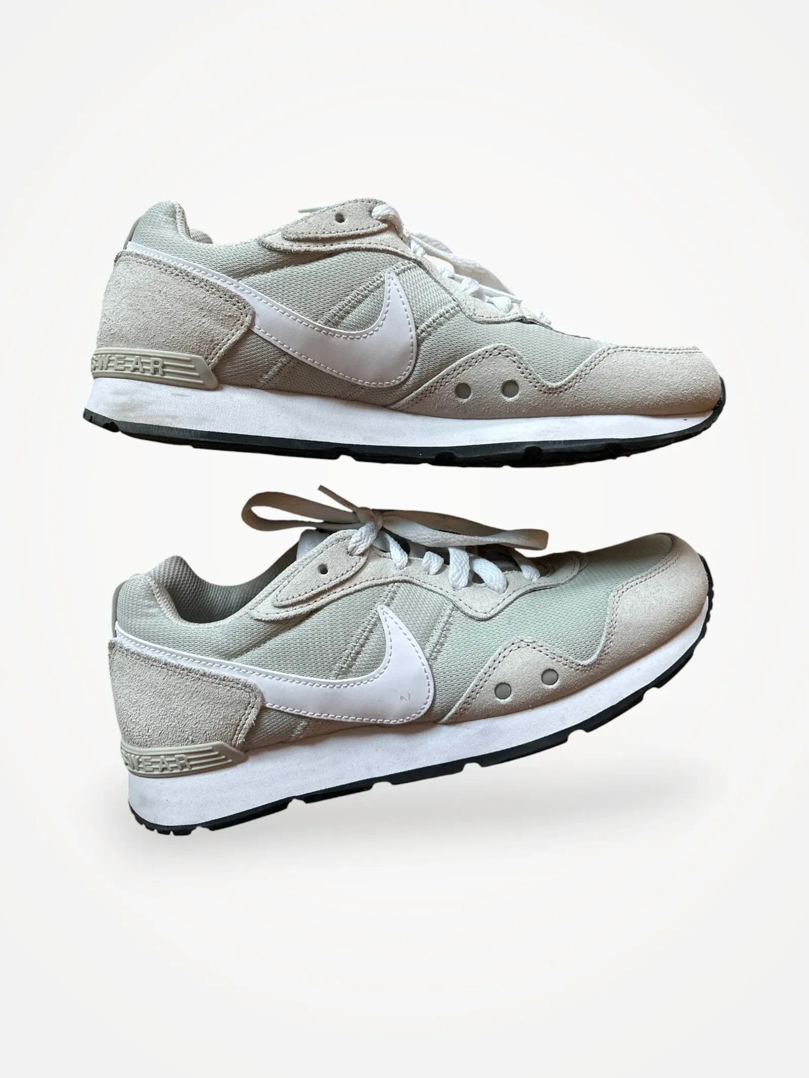 Nike Nike Sneakers Size US 9 / IT 39 - 1 Thumbnail
