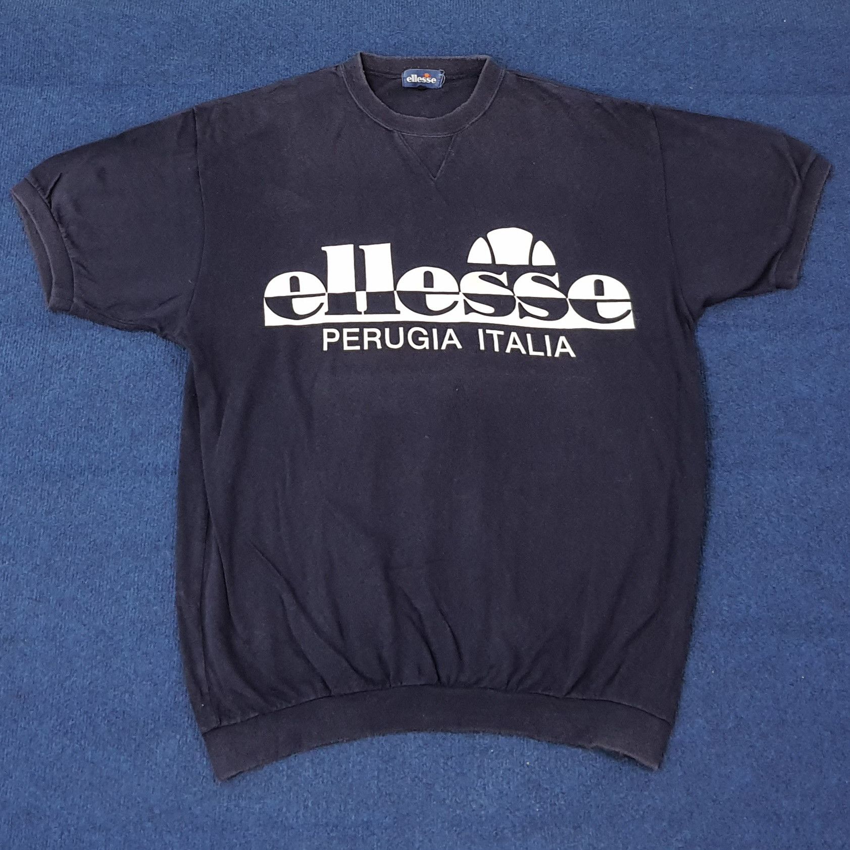 Ellesse Vintage Ellesse Ellesse Perugia Italia Shirt C264N23 Size US L / EU 52-54 / 3 - 1 Thumbnail