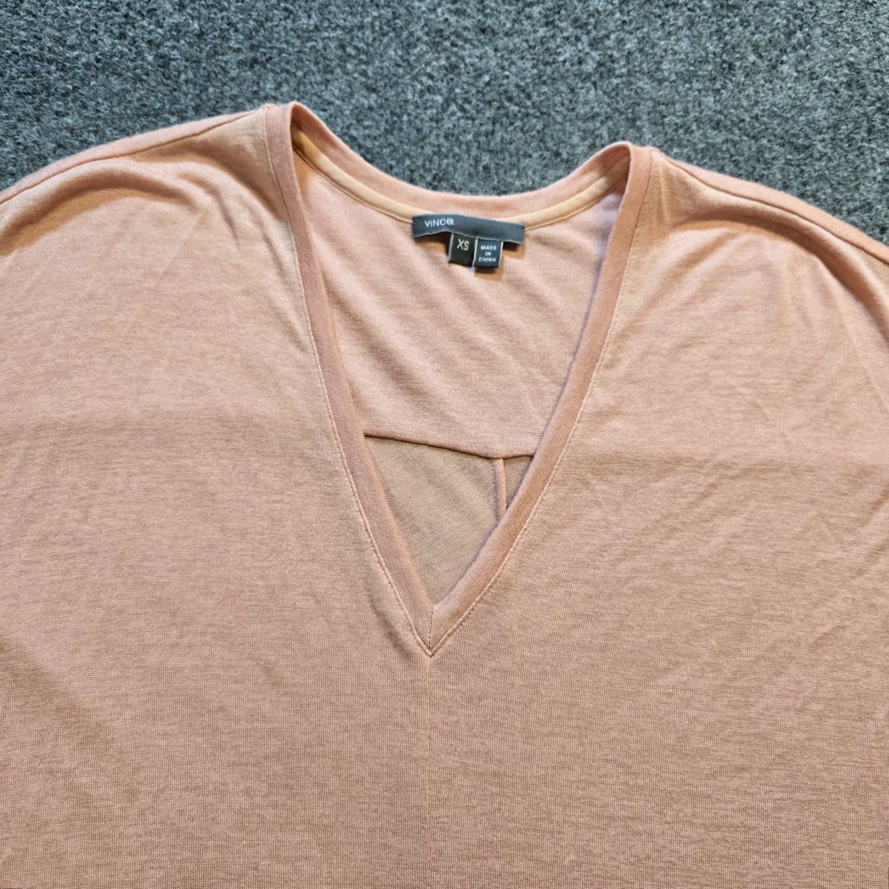 Vince Vince Top Women XS Pink Short Sleeve Stretch Knit Boxy Relaxed Casual Basic Size XS / US 0-2 / IT 36-38 - 2 Thumbnail