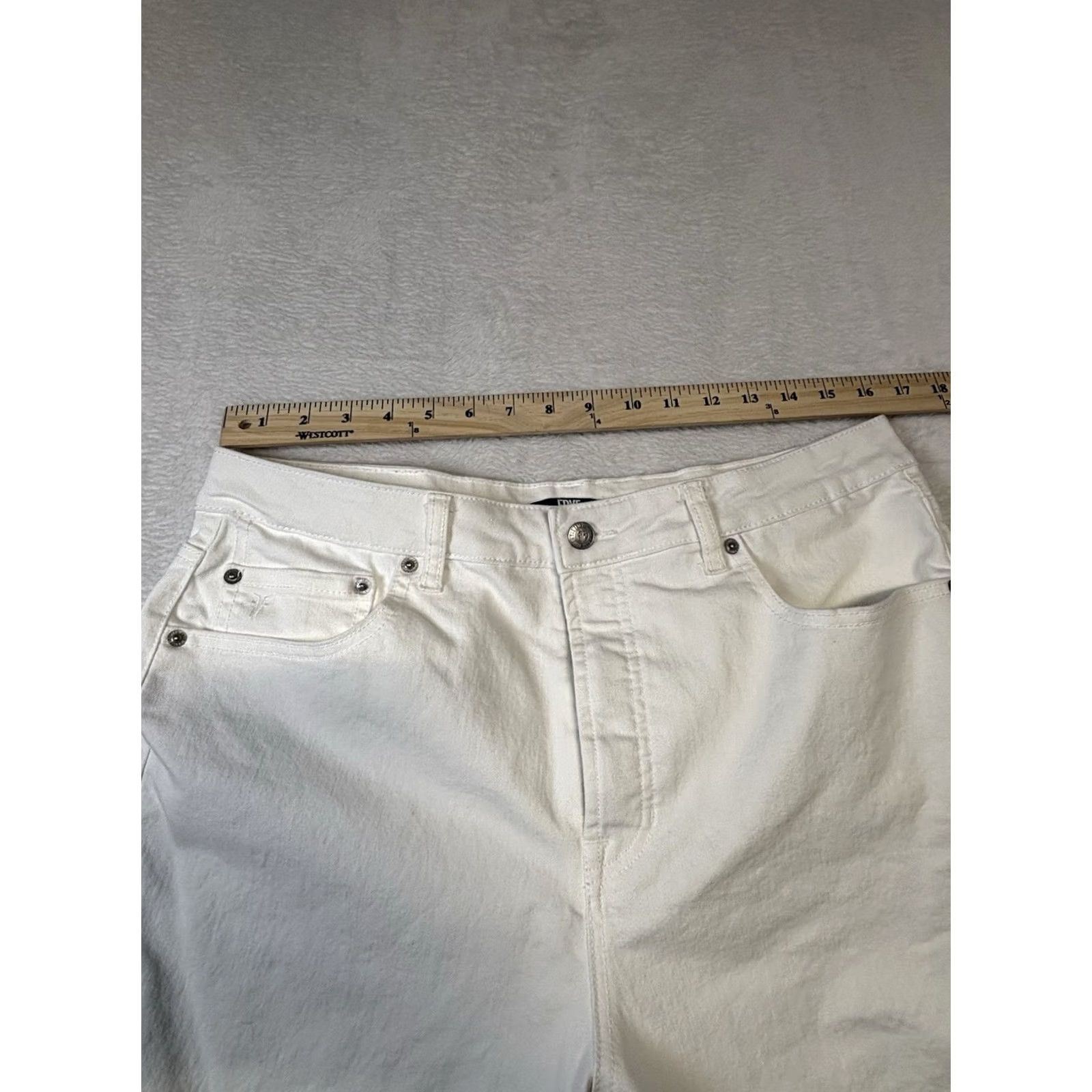 Frye VINTAGE Frye Jeans Womens 12/31 White Denim Women Size High Rise Straight Leg Size 34" / US 12 / IT 48 - 6 Thumbnail