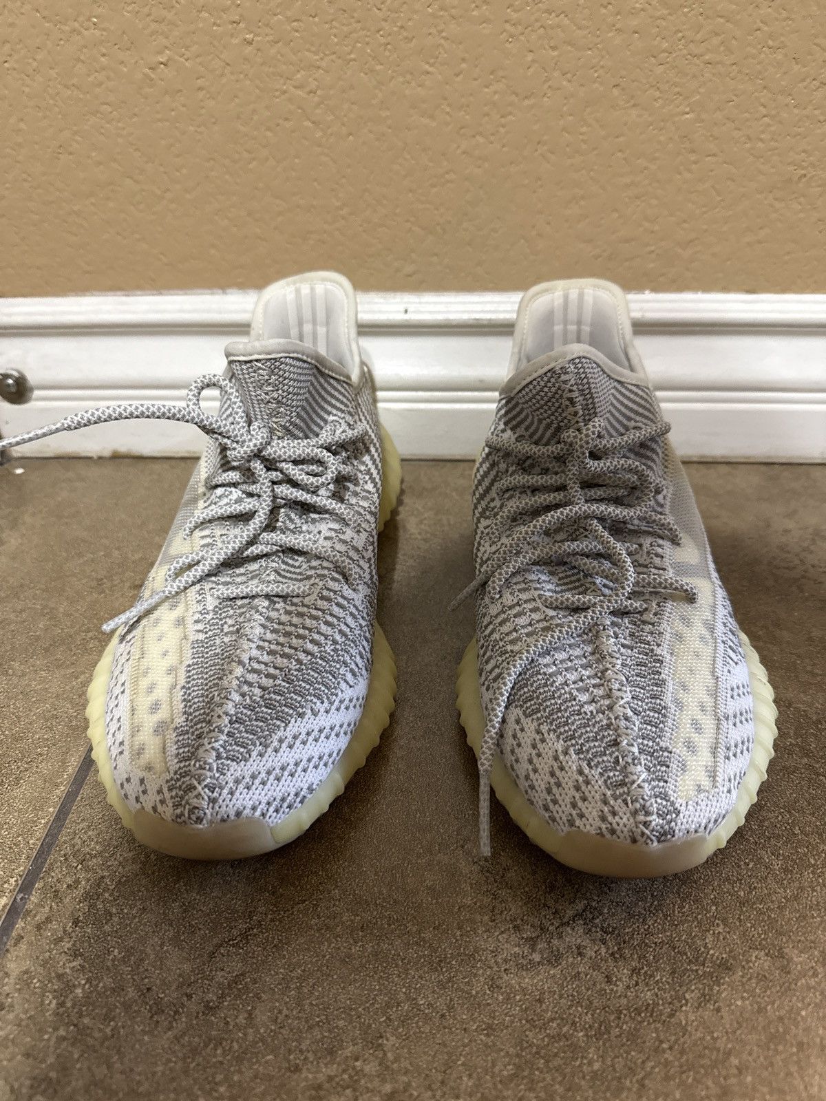 Yeezy Yeezy Boost 350 V2 Static Size US 10 / EU 43 - 3 Thumbnail