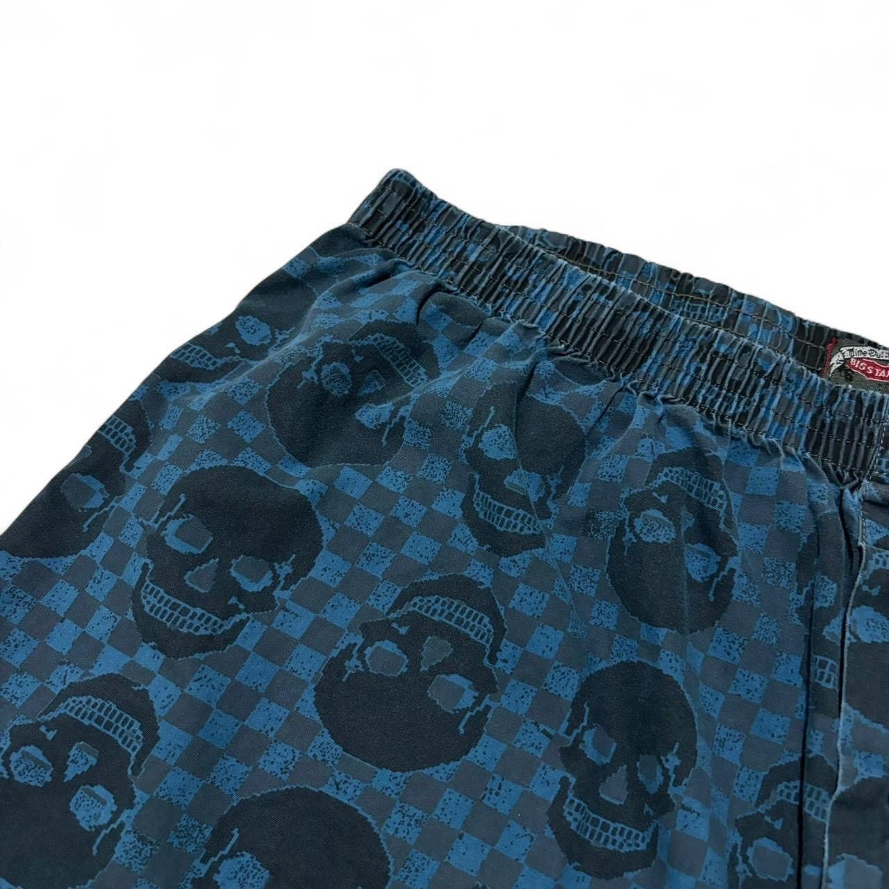 Vintage Vintage Y2K Blue All Over Print Skull Head Boxers Shorts Size 32 - 3 Thumbnail