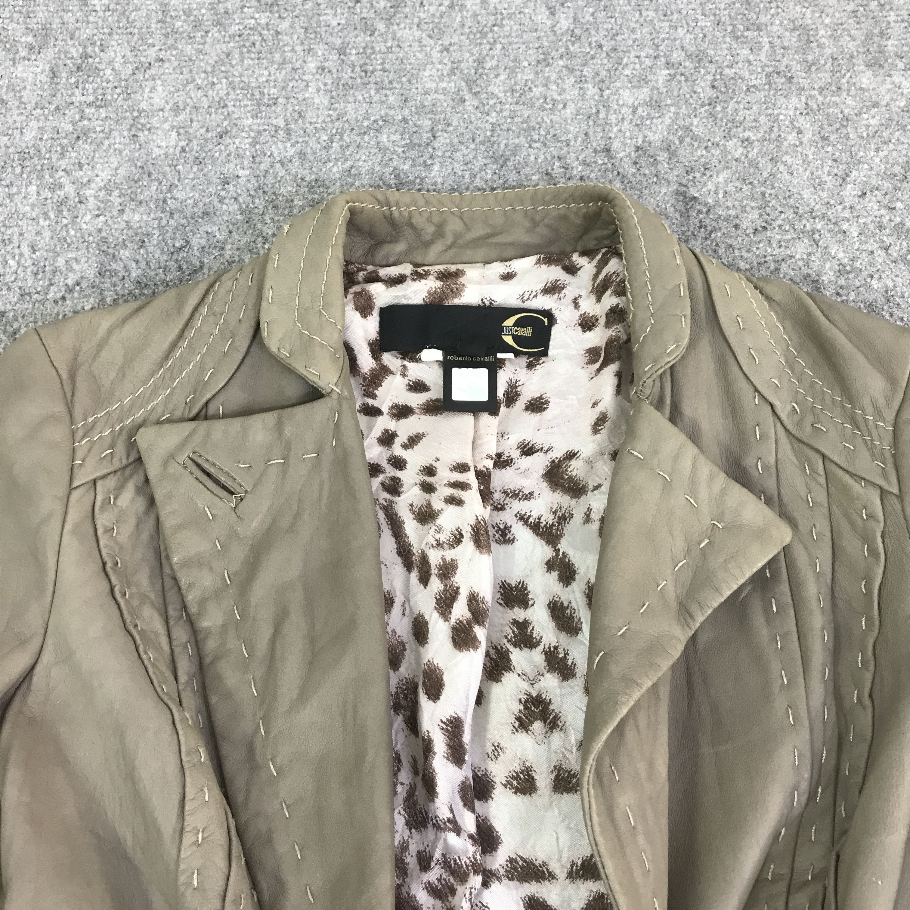 Roberto Cavalli ROBERTO CAVALLI WOMAN BLAZER COAT JACKET K125B5 Size US S / EU 44-46 / 1 - 7 Thumbnail
