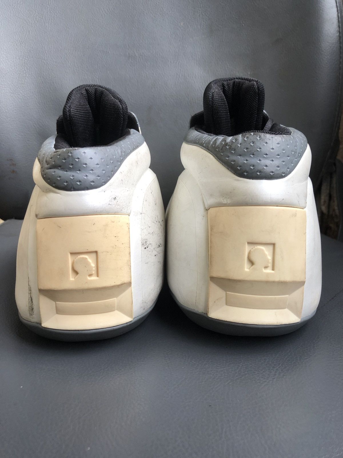 Adidas Adidas x KOBE BRYANT 2 2001 Men’s Sneakers Size Us 11 Size US 11 / EU 44 - 12 Thumbnail