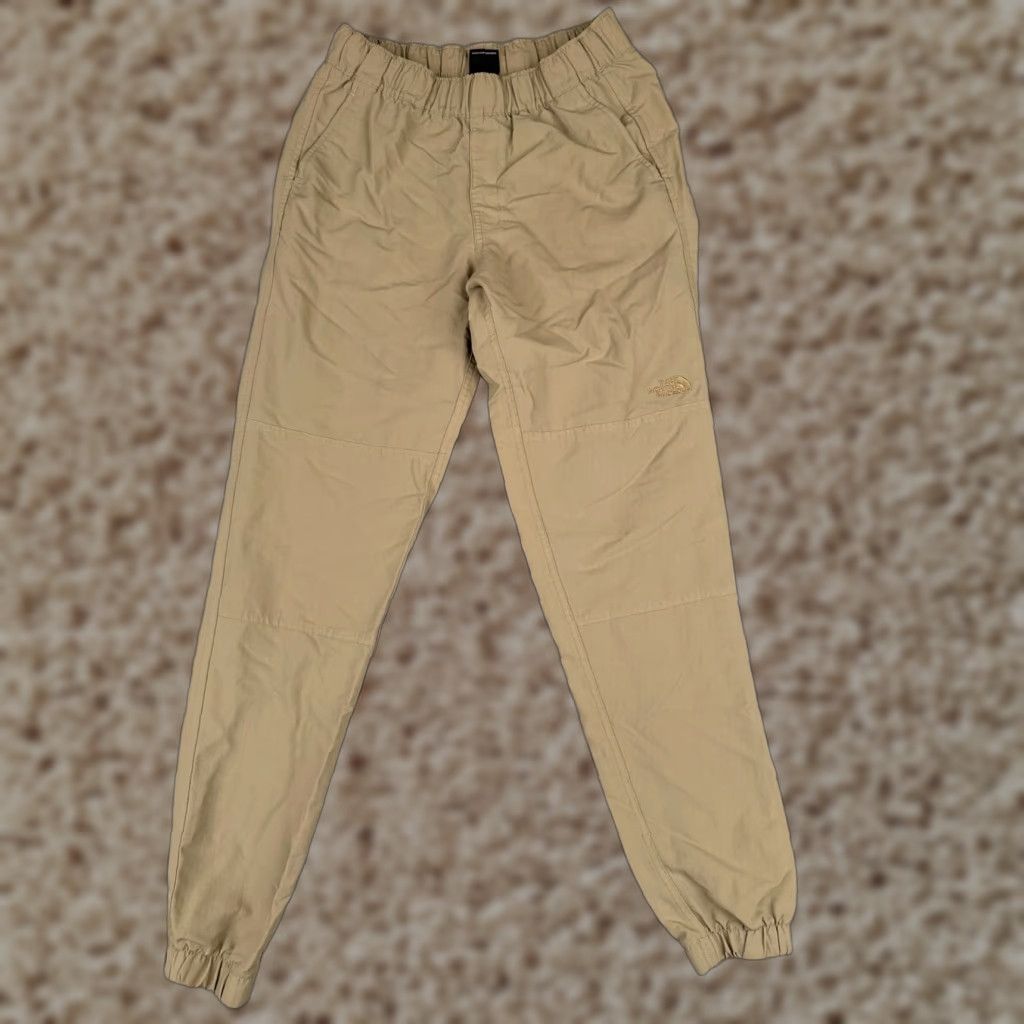 The North Face The North Face Pants Womens XS Beige Tapered Jogger Elastic Hem 28x28 Slim Regular Size 26" / US 2 / IT 38 - 1 Thumbnail