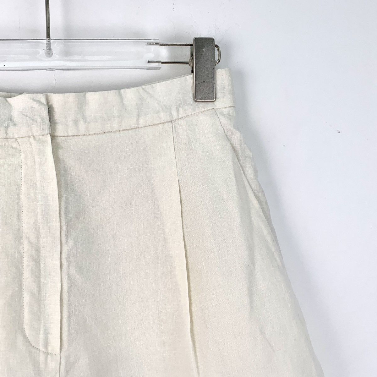 Chanel Chanel Beige Linen Casual Shorts Size 27" / US 4 / IT 40 - 3 Thumbnail