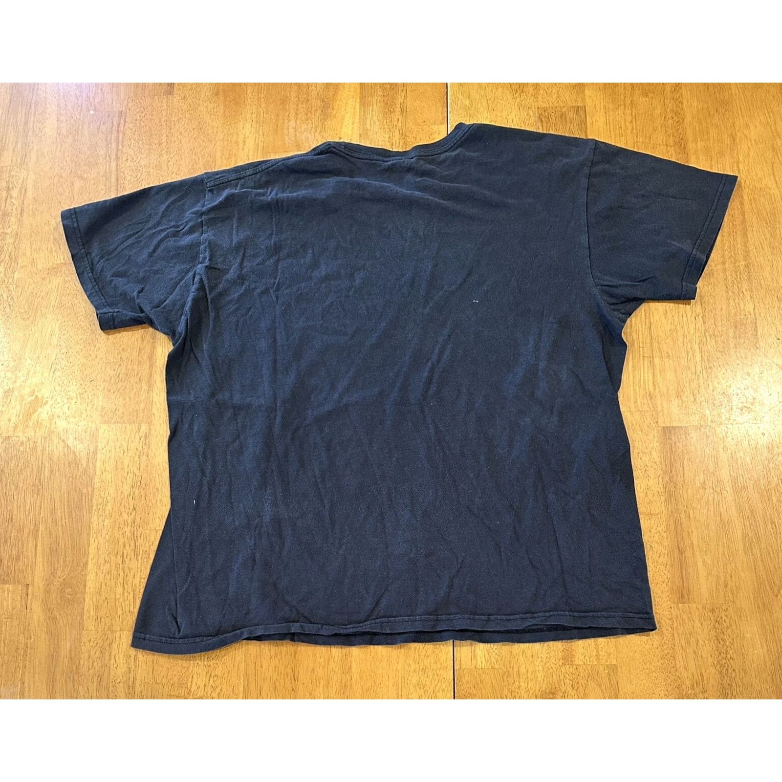 Vintage AC/DC Back In Black T Shirt Large 2008 Size US L / EU 52-54 / 3 - 2 Thumbnail
