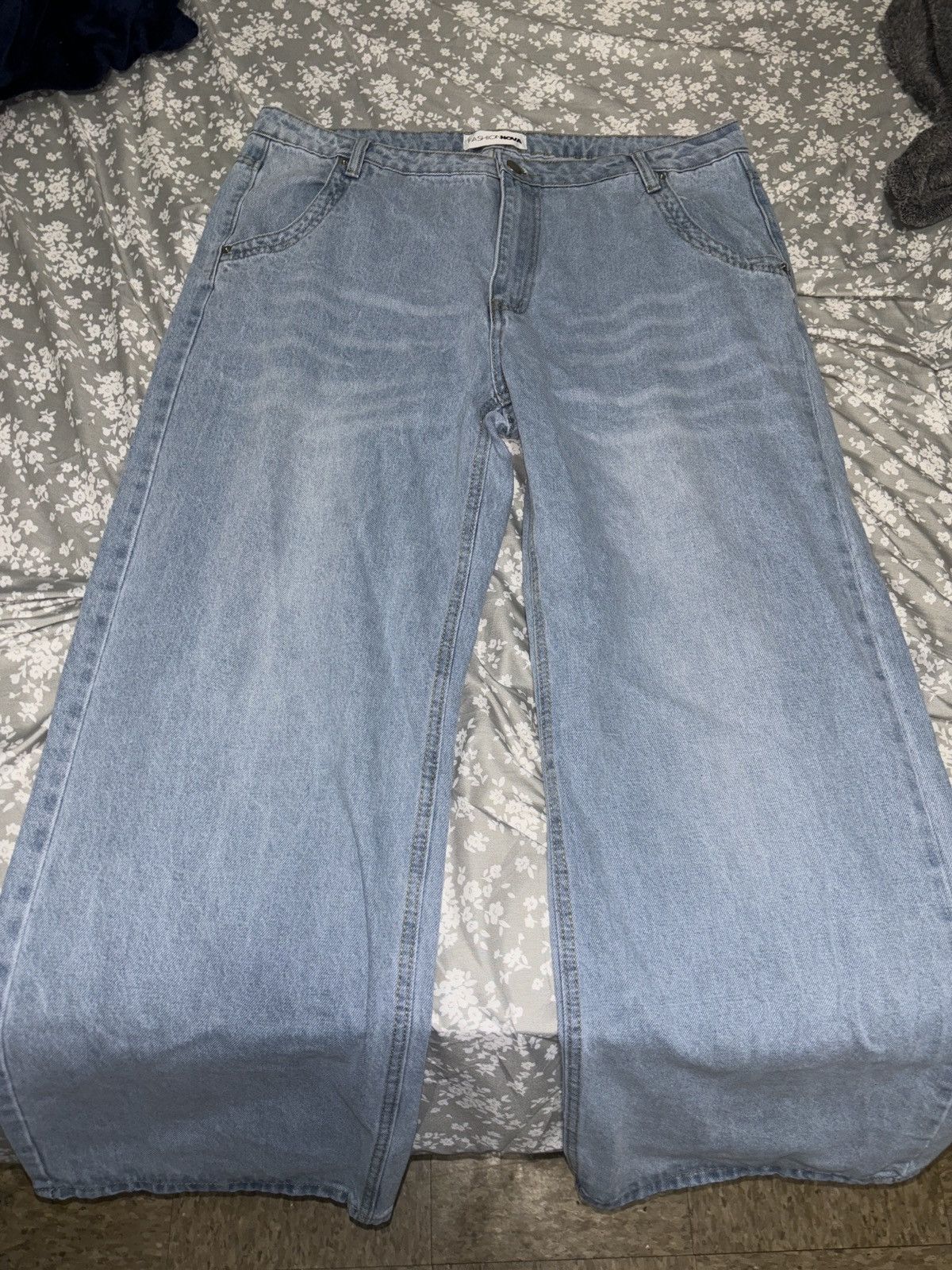 Fashion Nova Calling it off baggy jeans Size 36" / US 14 / IT 50 - 2 Thumbnail