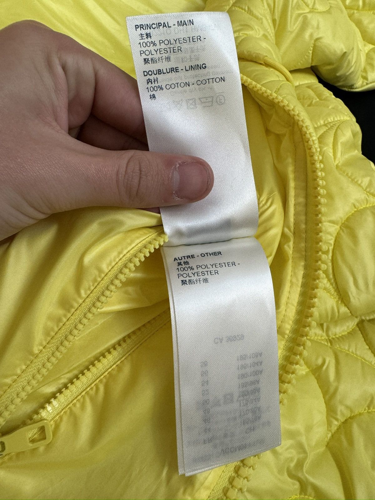 Louis Vuitton Louis Vuitton Yellow Flower Monogram Puffer Jacket Size US M / EU 48-50 / 2 - 16 Thumbnail