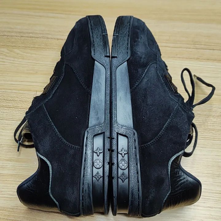 Louis Vuitton Louis Vuitton Trainer Sneakers in Black Suede -2508 Size US 9.5 / EU 42-43 - 7 Thumbnail