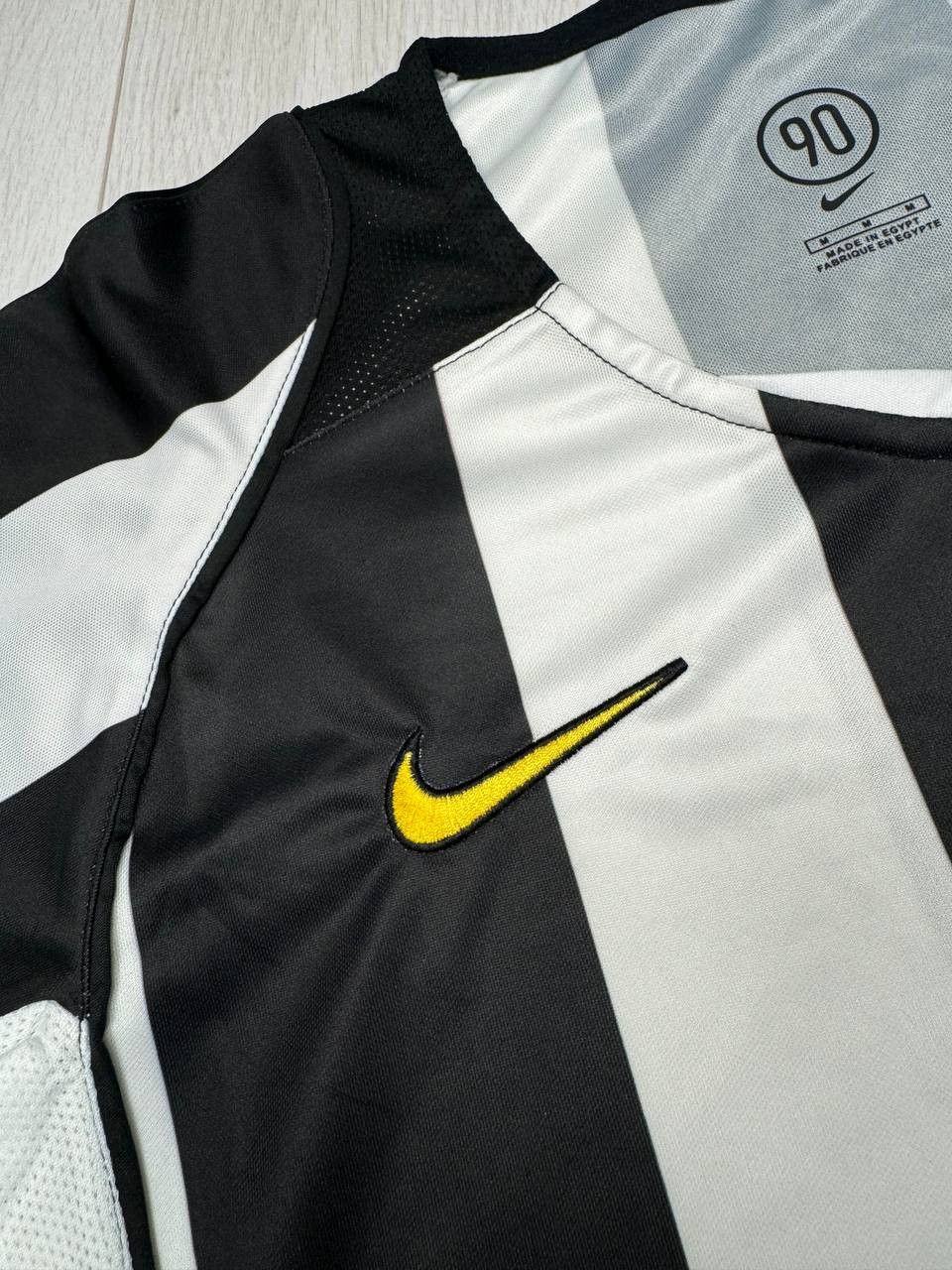 Nike NIKE JUVENTUS ITALY 2004/2005 Jersey Size US M / EU 48-50 / 2 - 4 Thumbnail