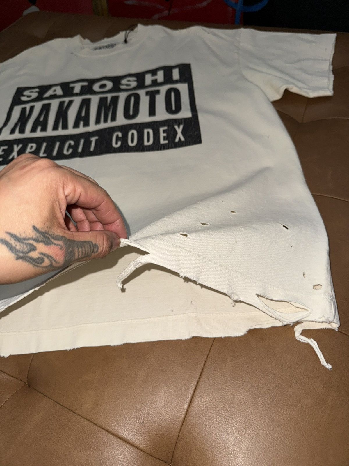 Satoshi Nakamoto Satoshi nakamoto logo t shirt Size US XL / EU 56 / 4 - 2 Thumbnail