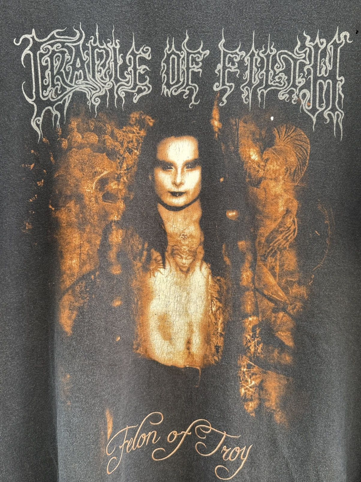 Band Tees Thrashed Vintage Cradle Of Filth Distressed Faded Tee Size US L / EU 52-54 / 3 - 2 Thumbnail