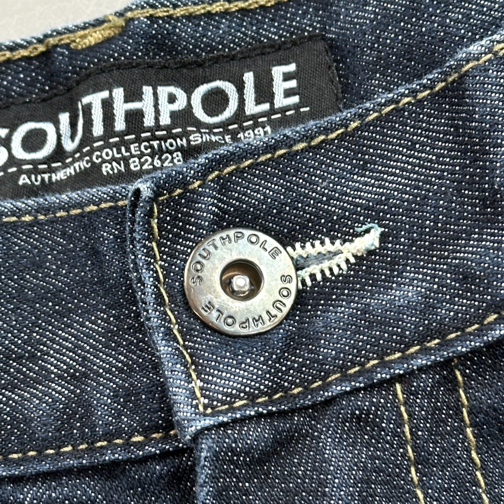 Southpole VINTAGE Southpole Jeans Mens 34x30 Blue Dark Wash Denim Hip Hop Streetwear Y2K 90s Gothic Grunge Logo Pockets Mens Size US 34 / EU 50 - 7 Thumbnail