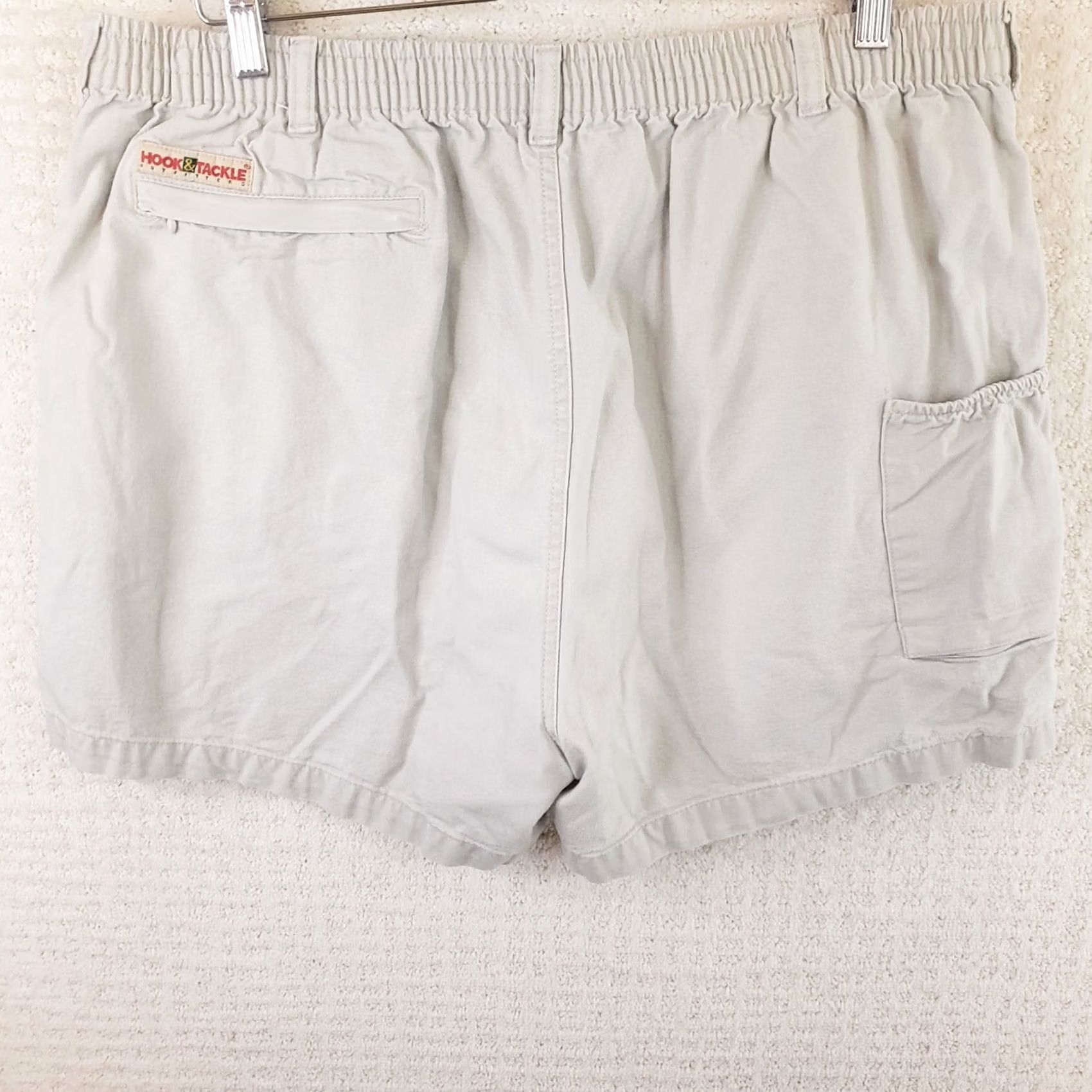 Vintage Hook & Tackle Beer Can Shorts Men’s 36-38x5 Khaki Cotton Cargo Pocket Elastic Waist 5 Inseam Beach Casual Mens Size US 36 / EU 52 - 6 Thumbnail