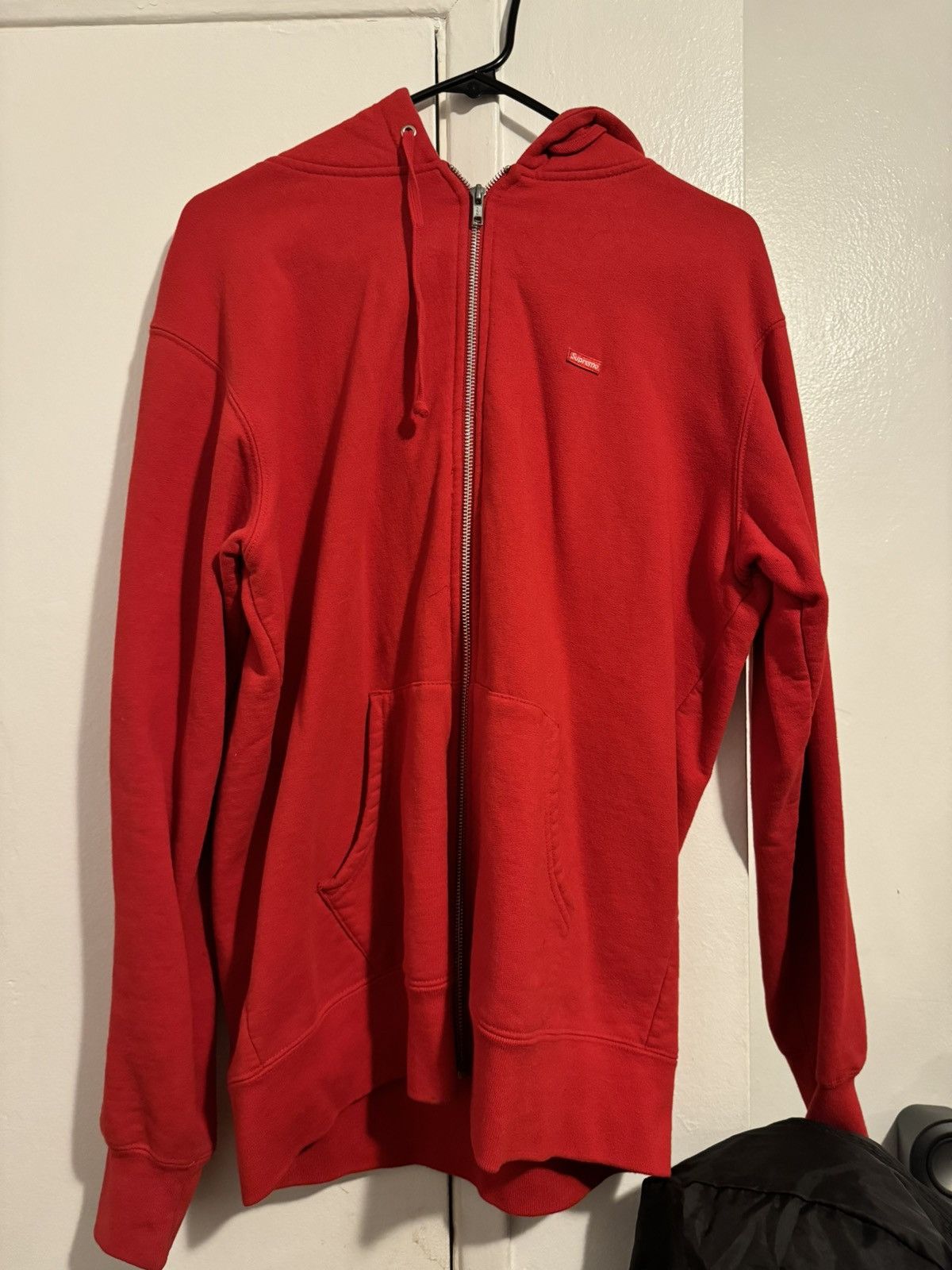 Supreme Supreme Red Small Bogo Size US L / EU 52-54 / 3 - 1 Thumbnail